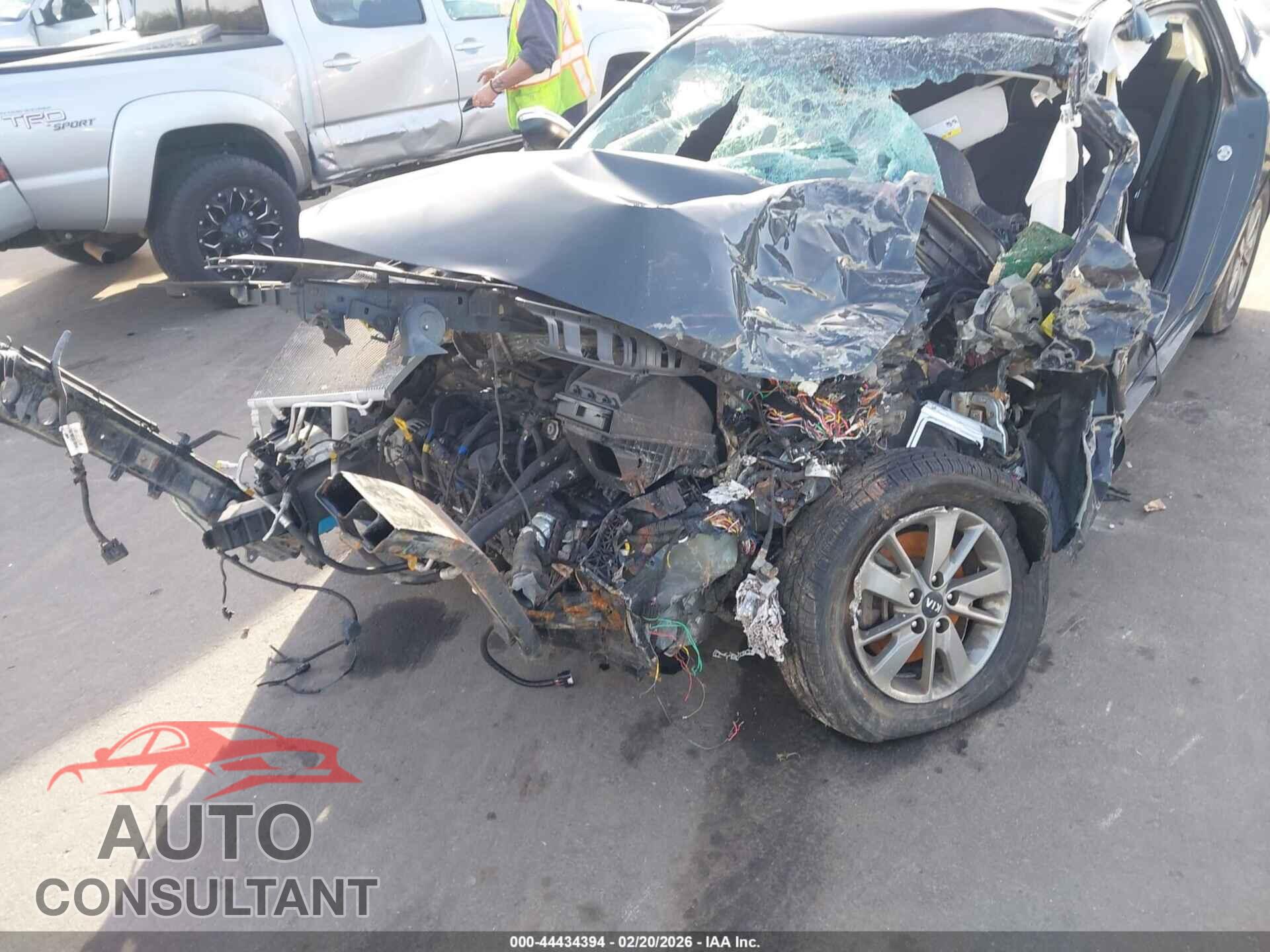 KIA OPTIMA 2016 - 5XXGT4L1XGG079882