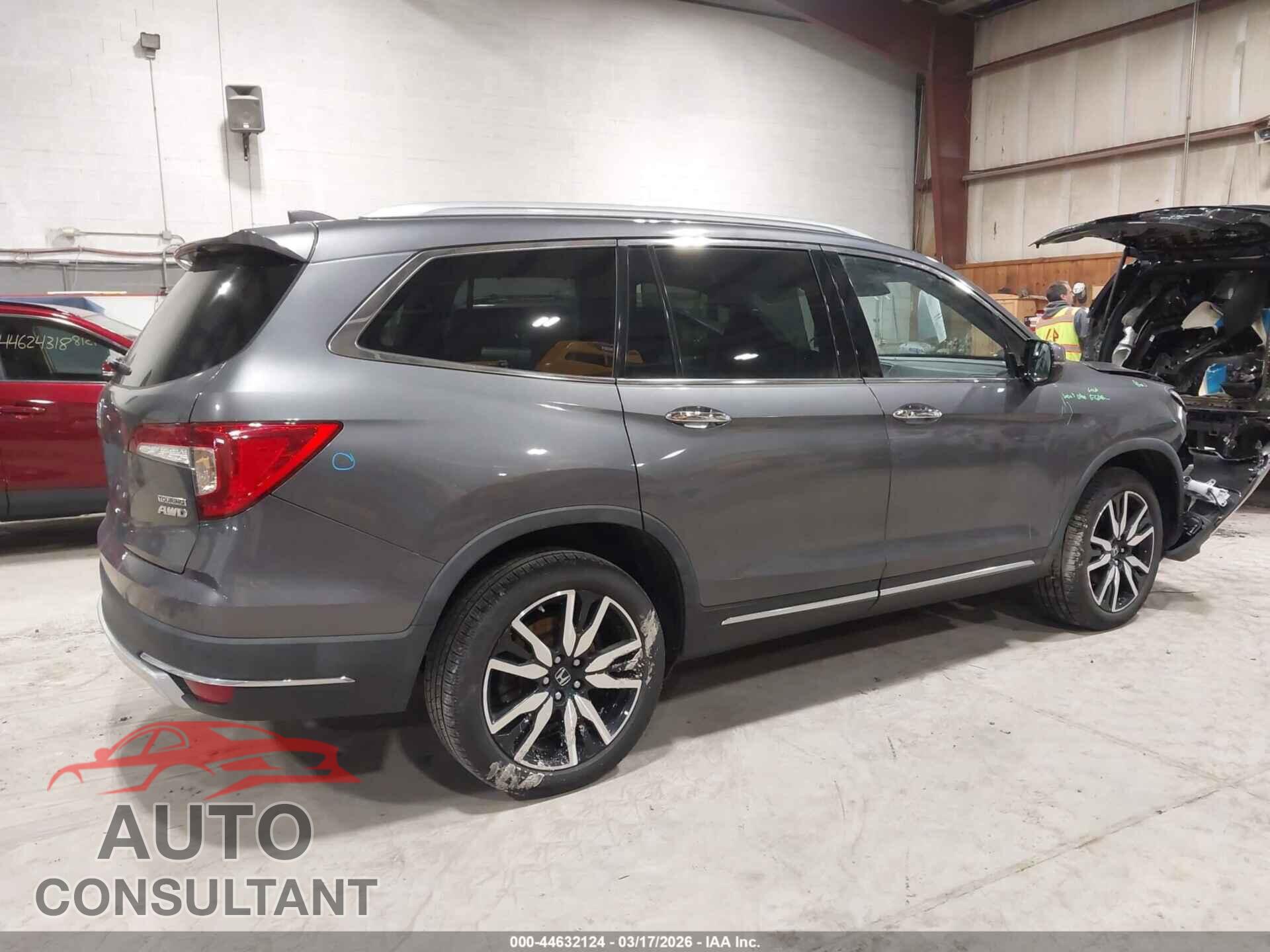 HONDA PILOT 2019 - 5FNYF6H60KB076108