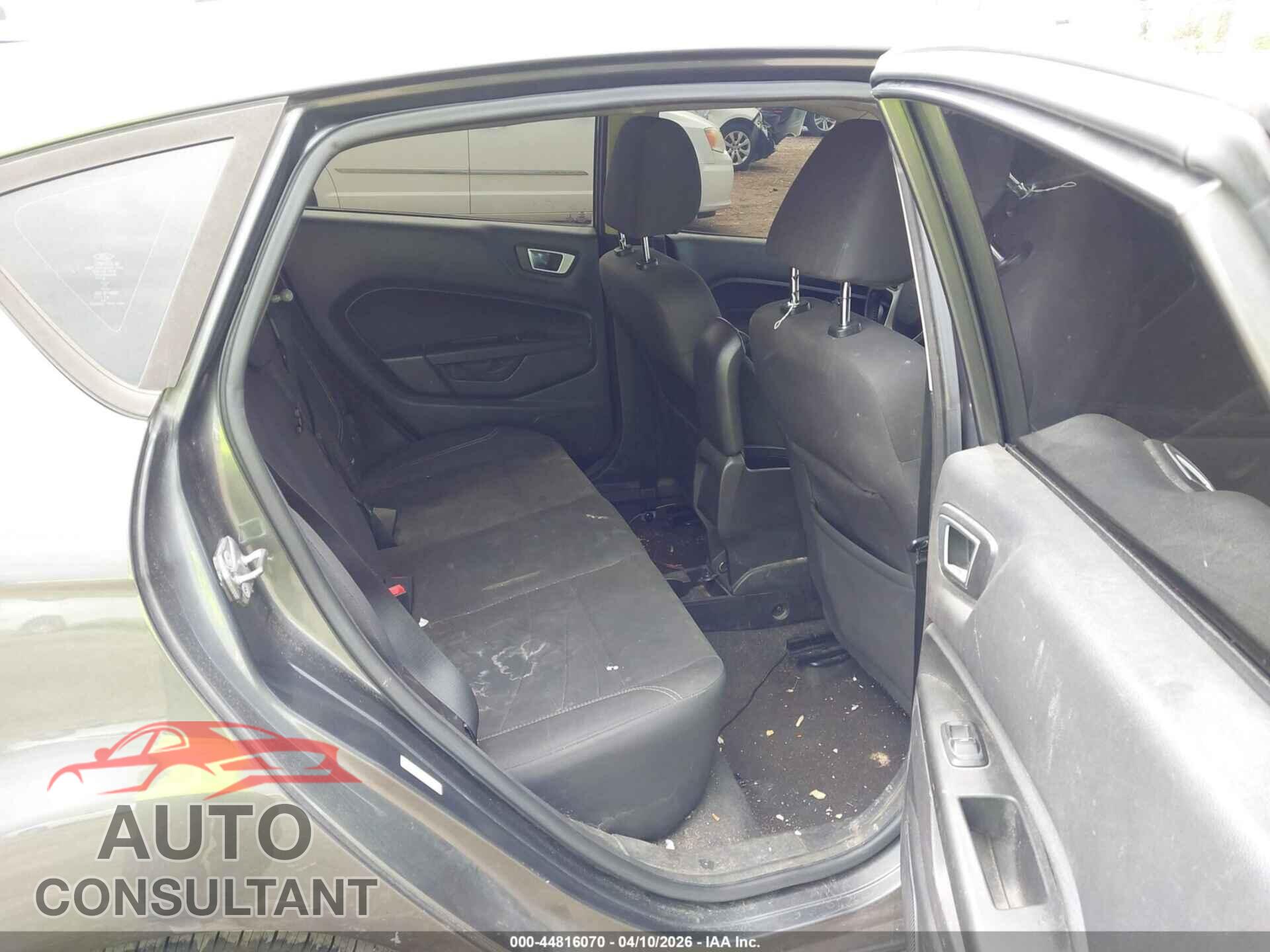 FORD FIESTA 2015 - 3FADP4EJ2FM208172
