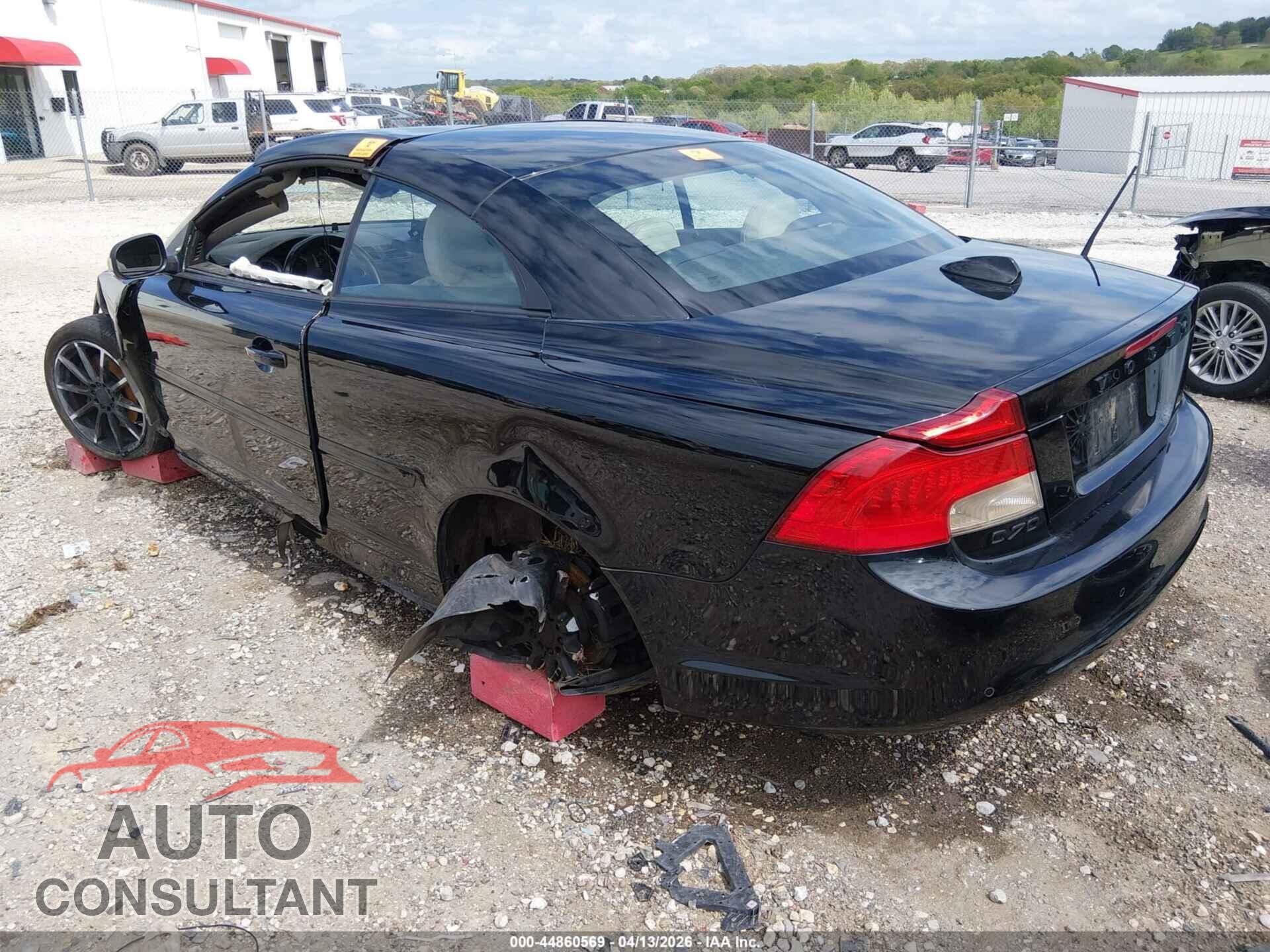 VOLVO C70 2011 - YV1672MC0BJ113752