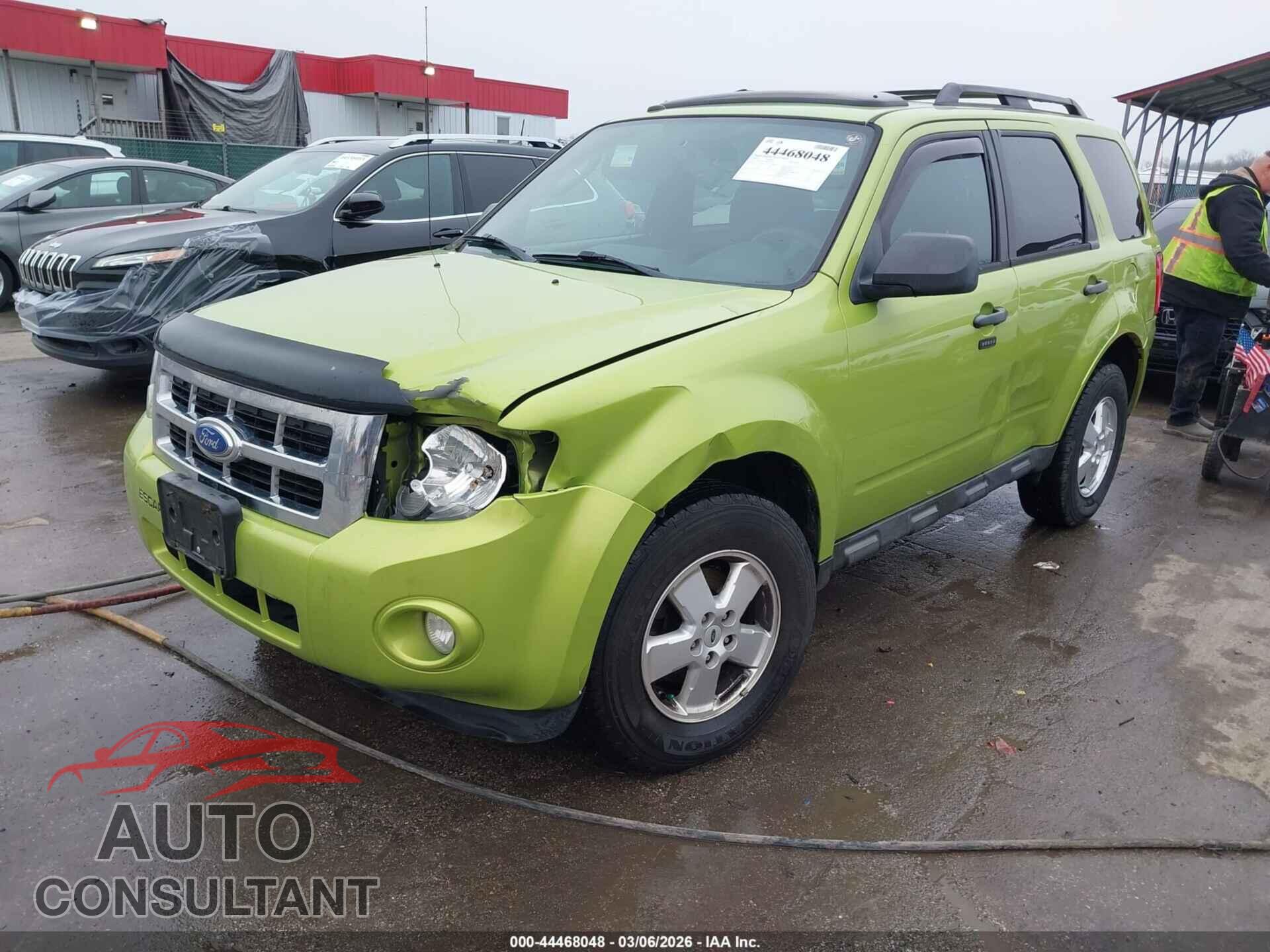 FORD ESCAPE 2011 - 1FMCU0D77BKC01728