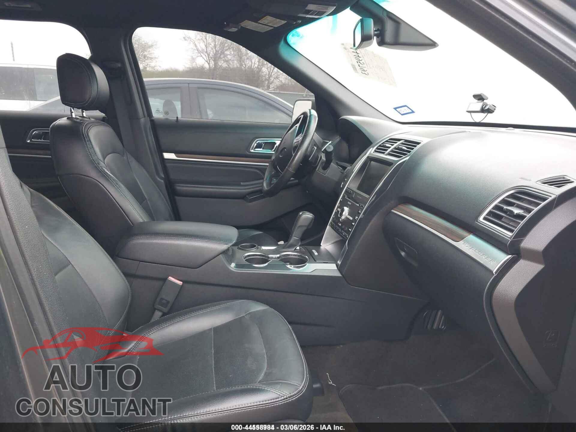FORD EXPLORER 2016 - 1FM5K7F86GGB15530