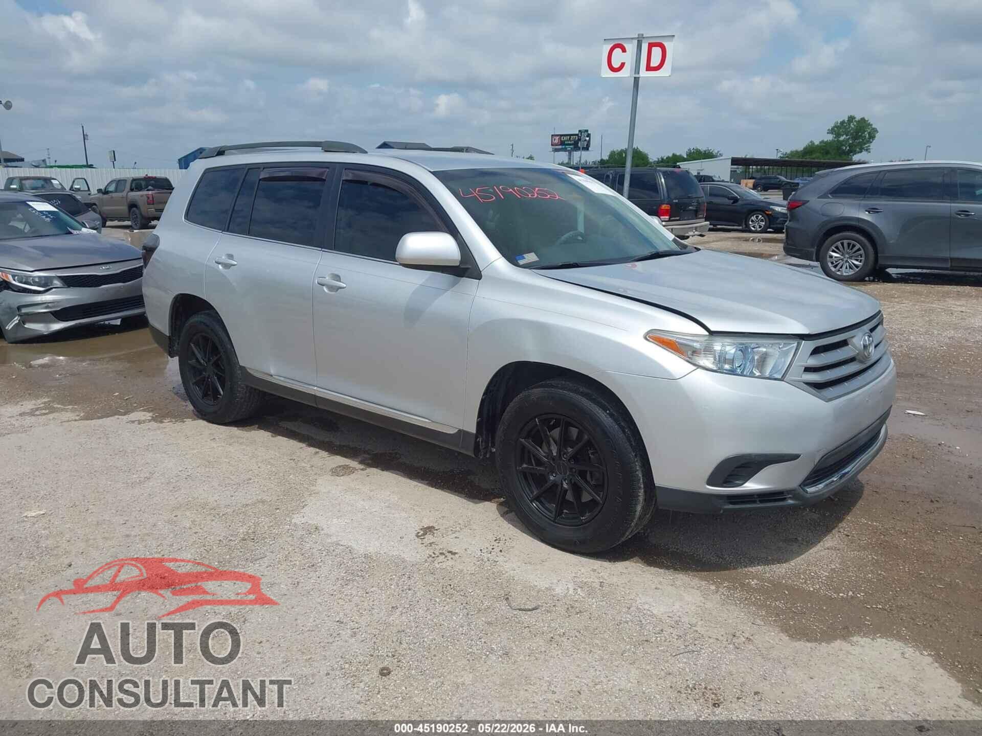 TOYOTA HIGHLANDER 2013 - 5TDZK3EH8DS102831