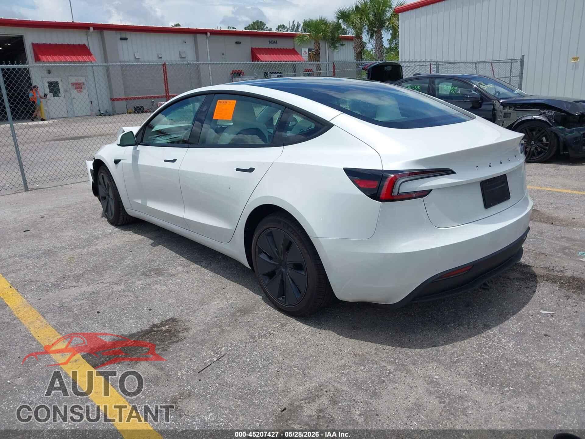 TESLA MODEL 3 2026 - 5YJ3E1EA2TF173305