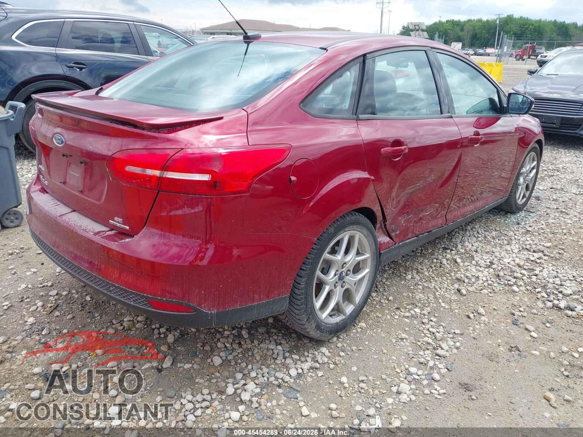 FORD FOCUS 2015 - 1FADP3F20FL346330