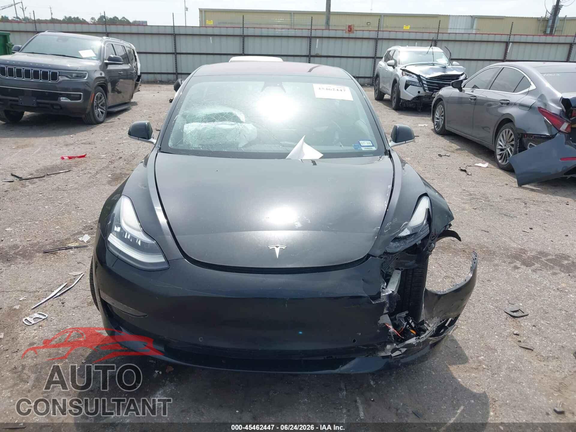 TESLA MODEL 3 2018 - 5YJ3E1EA3JF123011