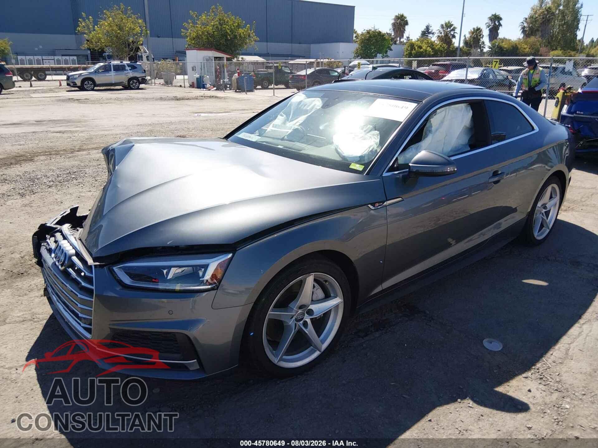 AUDI A5 2018 - WAUTNAF56JA006532