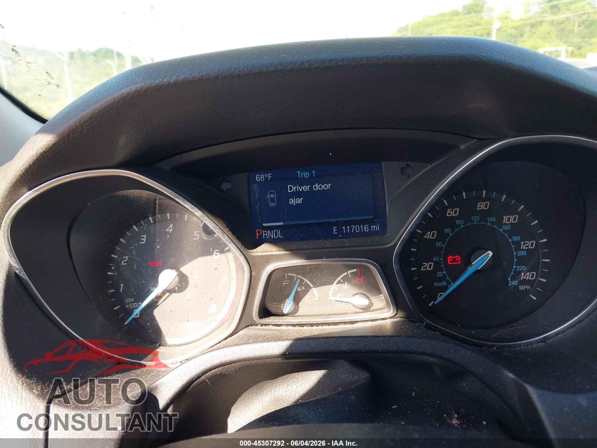 FORD FOCUS 2014 - 1FADP3F22EL425982