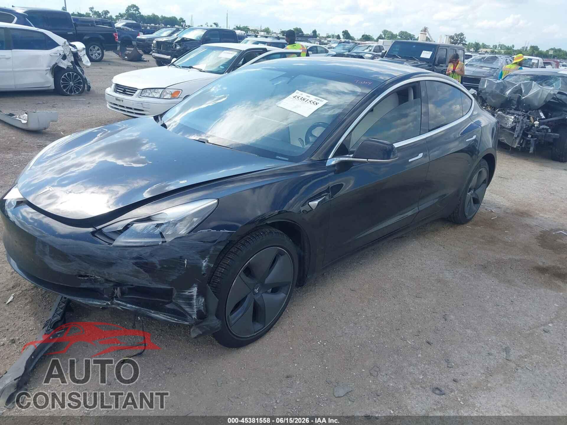 TESLA MODEL 3 2019 - 5YJ3E1EA4KF317855