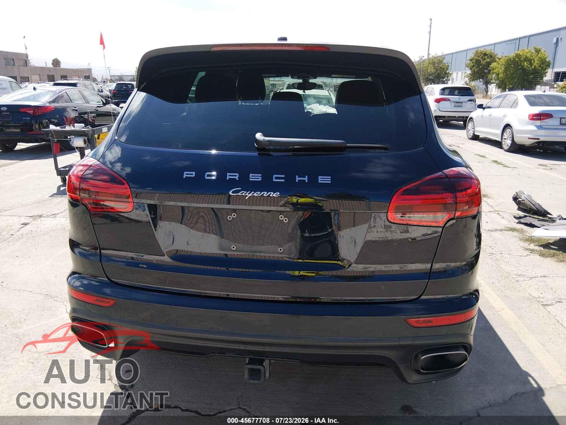 PORSCHE CAYENNE 2016 - WP1AA2A27GLA09346
