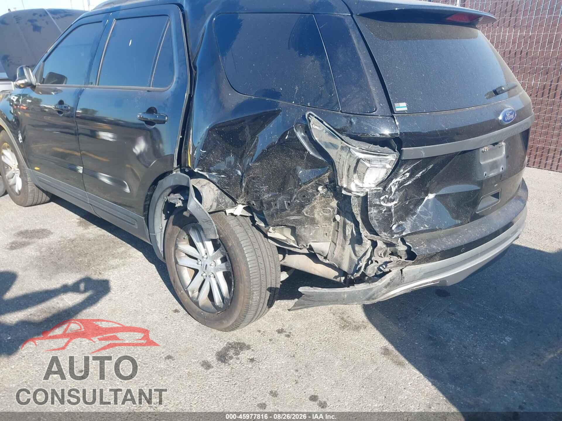 FORD EXPLORER 2017 - 1FM5K7D80HGA70024