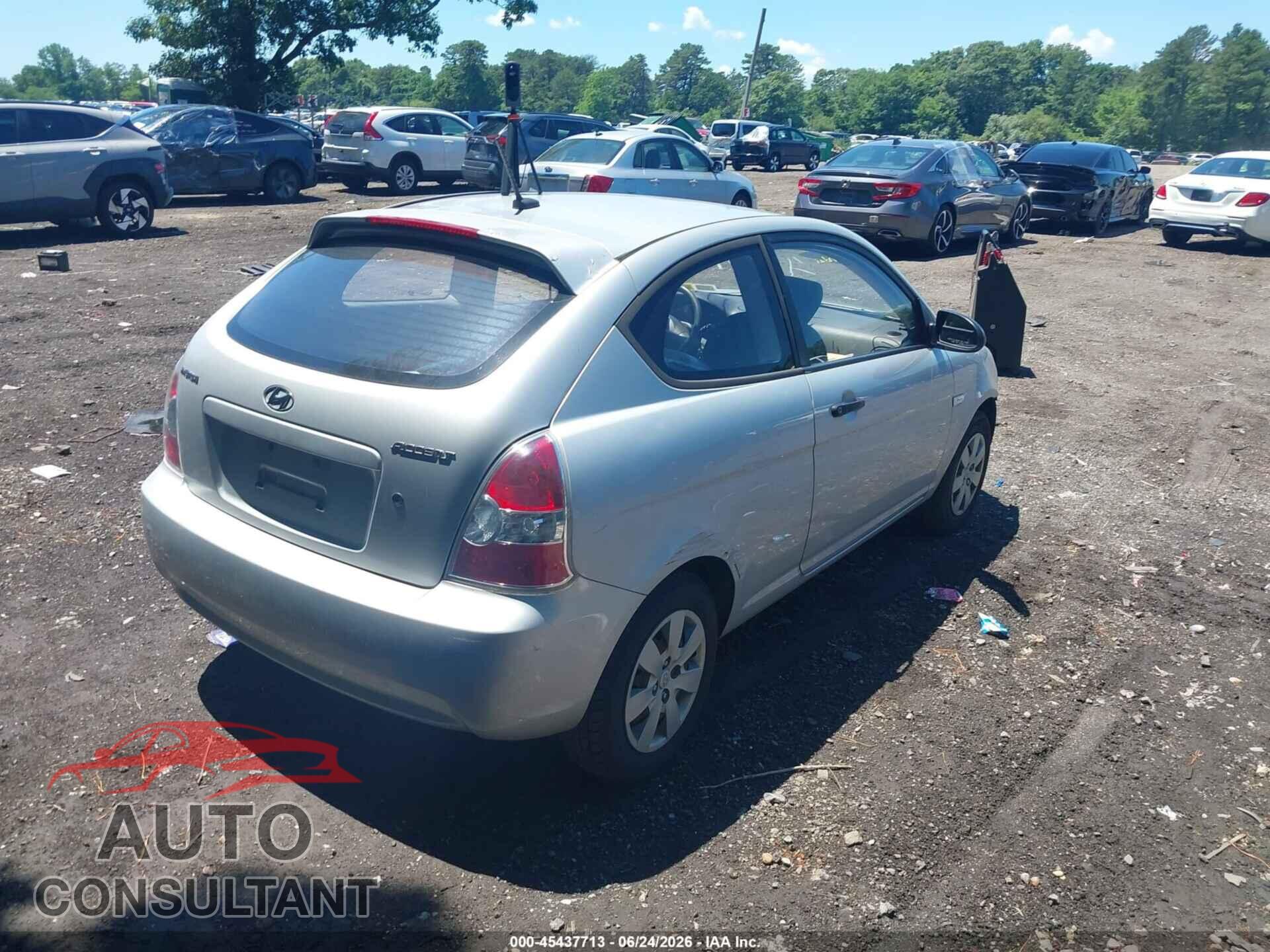 HYUNDAI ACCENT 2009 - KMHCM36C19U114000