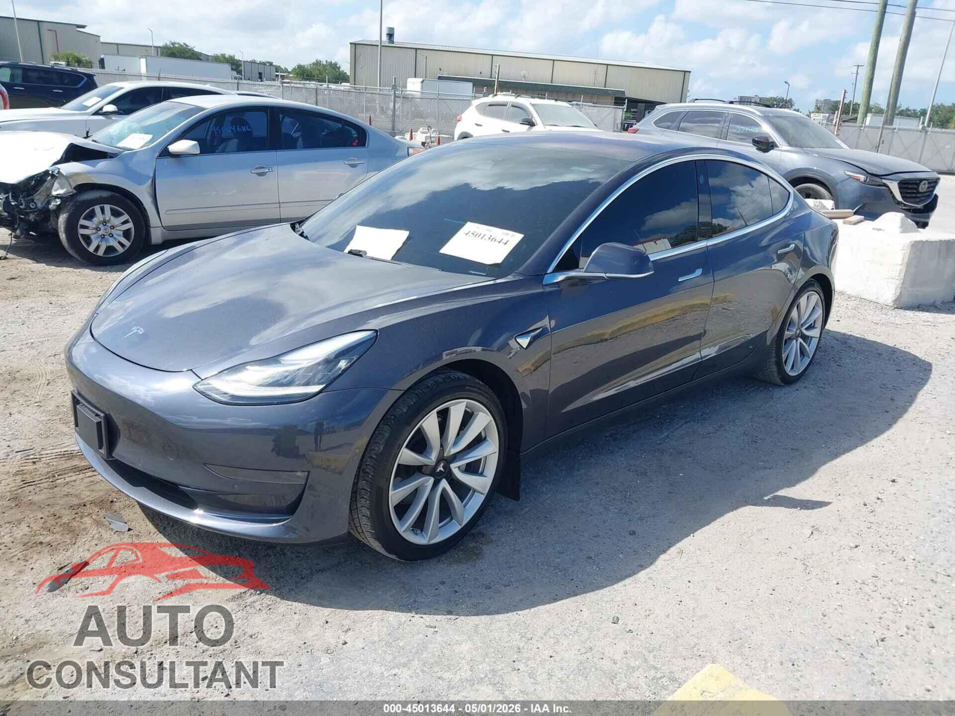 TESLA MODEL 3 2018 - 5YJ3E1EA7JF007830