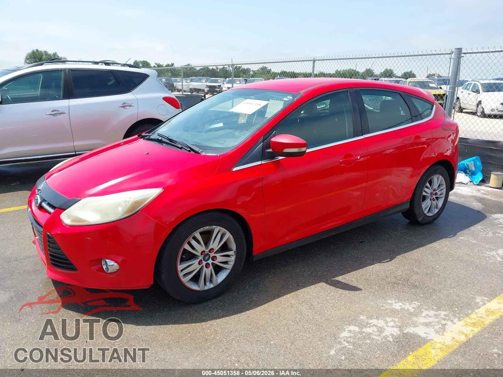 FORD FOCUS 2012 - 1FAHP3M28CL317075