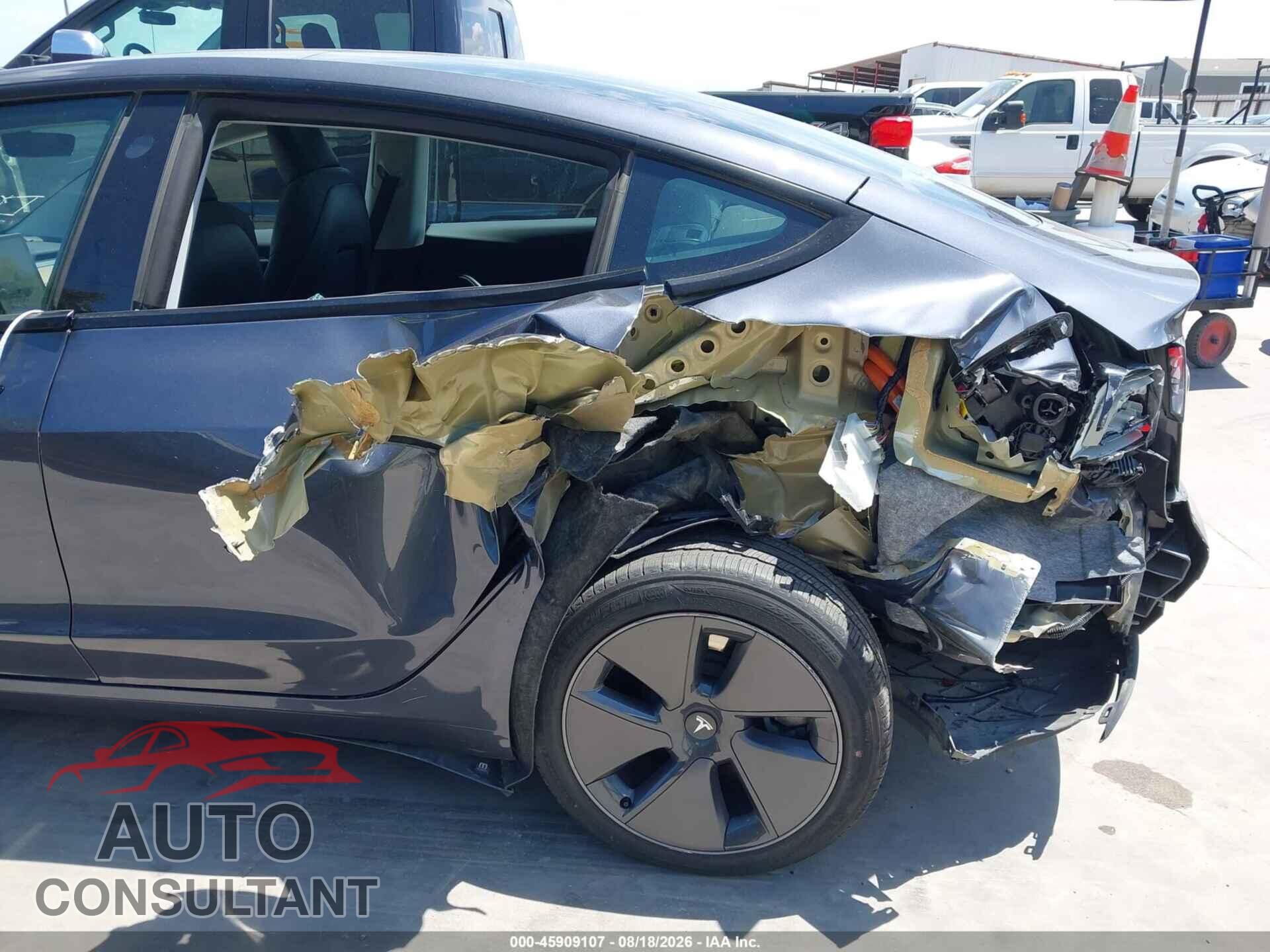 TESLA MODEL 3 2023 - 5YJ3E1EA1PF700191