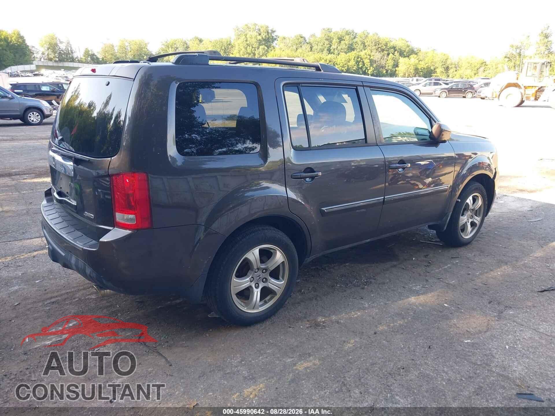 HONDA PILOT 2013 - 5FNYF4H55DB045886