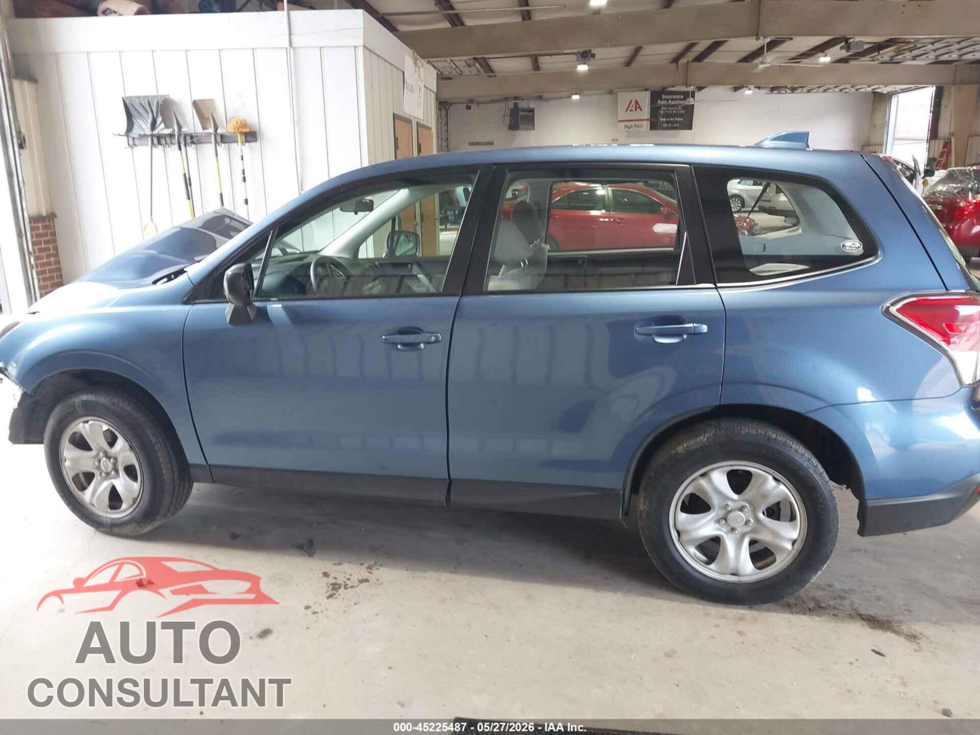 SUBARU FORESTER 2018 - JF2SJAAC7JG606801