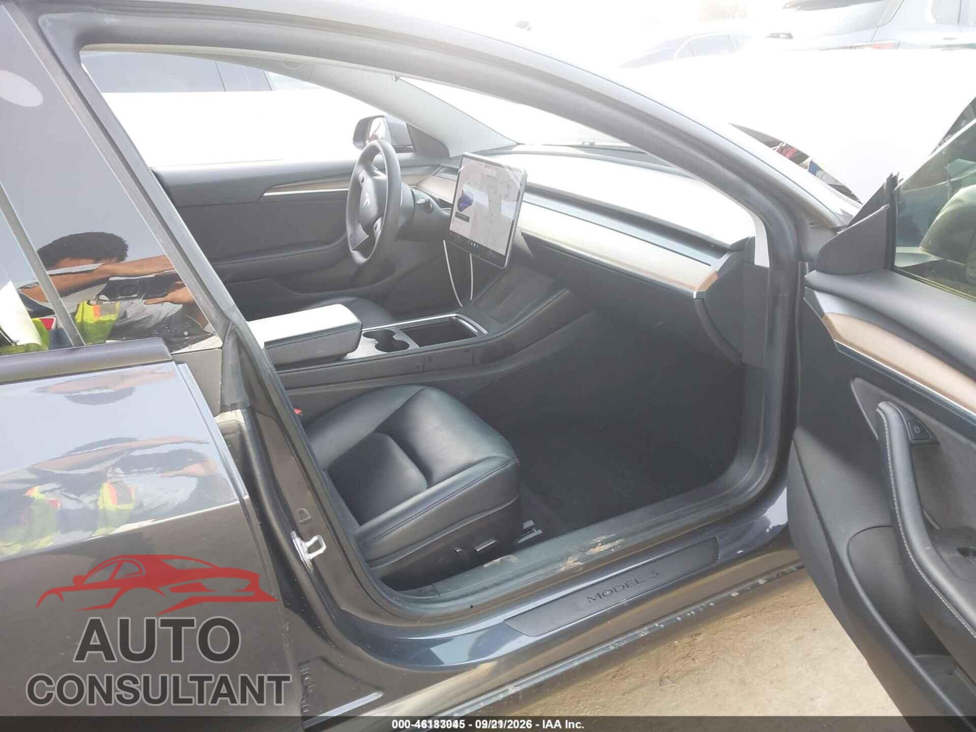 TESLA MODEL 3 2021 - 5YJ3E1EA5MF060546