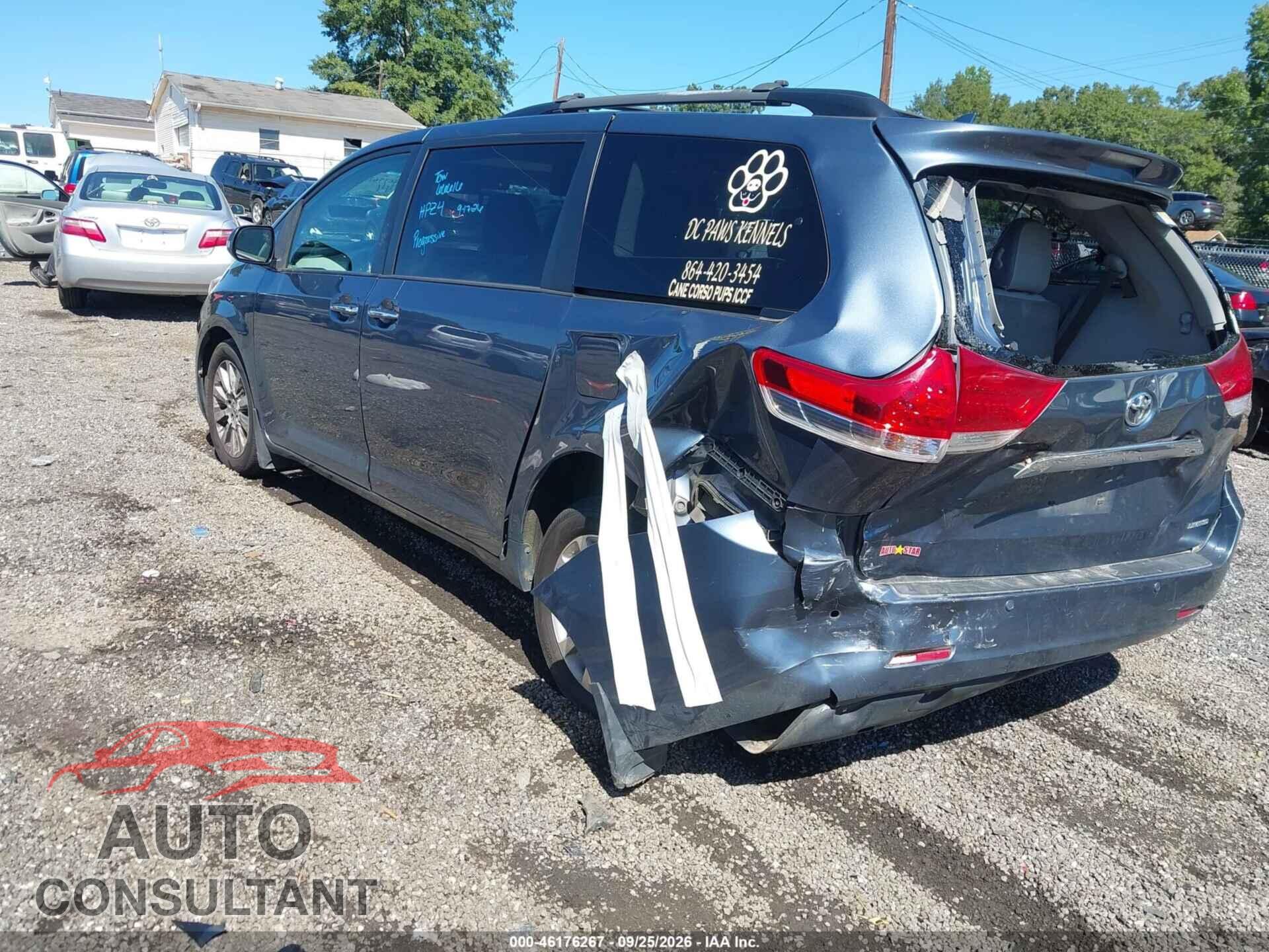 TOYOTA SIENNA 2013 - 5TDYK3DC8DS319801