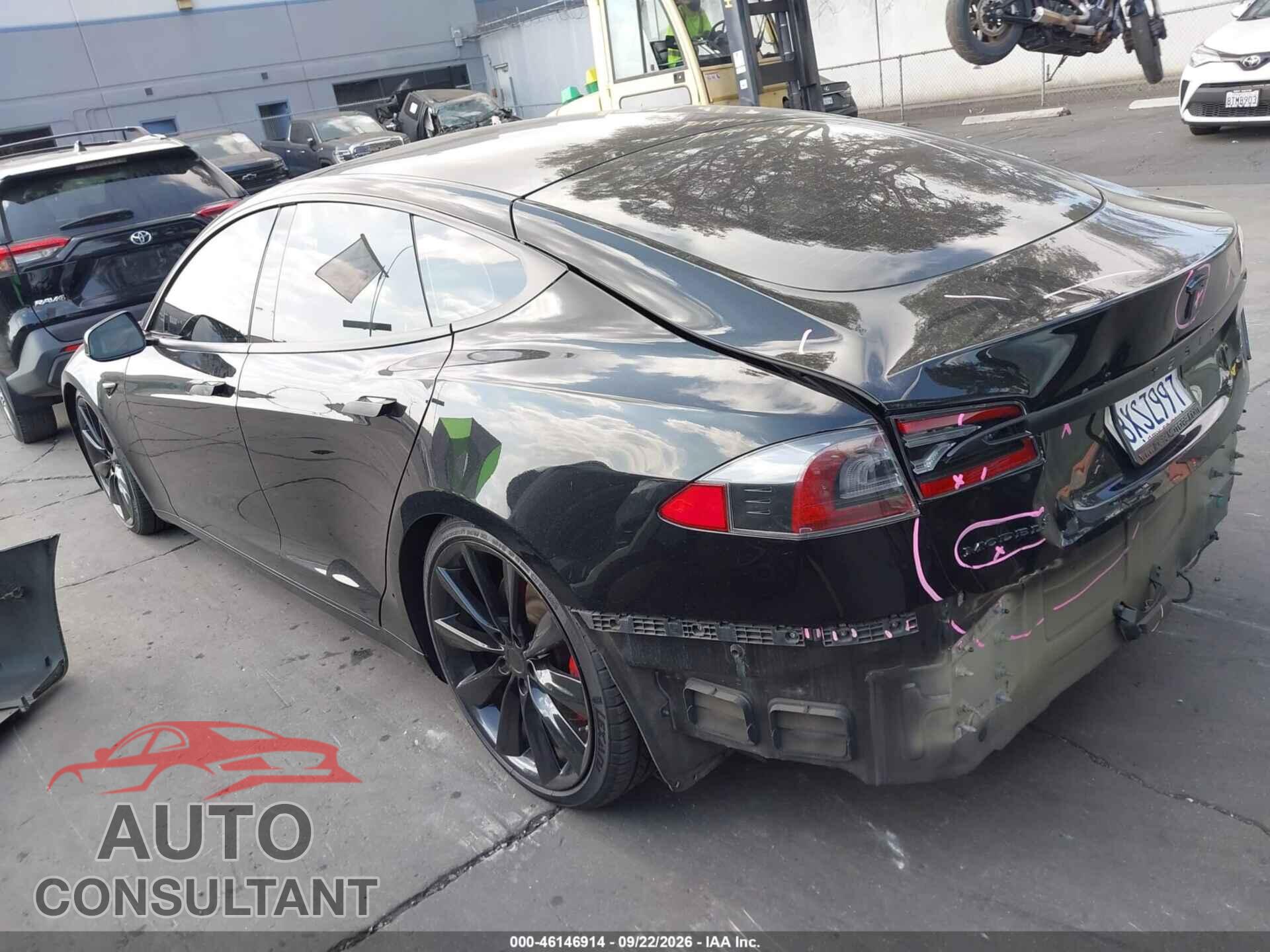 TESLA MODEL S 2018 - 5YJSA1E24JF247594