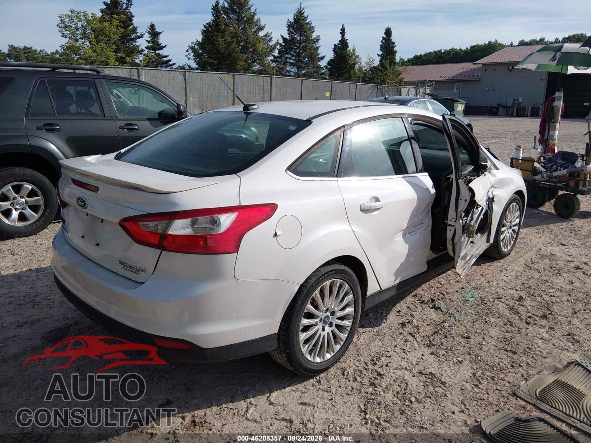 FORD FOCUS 2012 - 1FAHP3J29CL480256