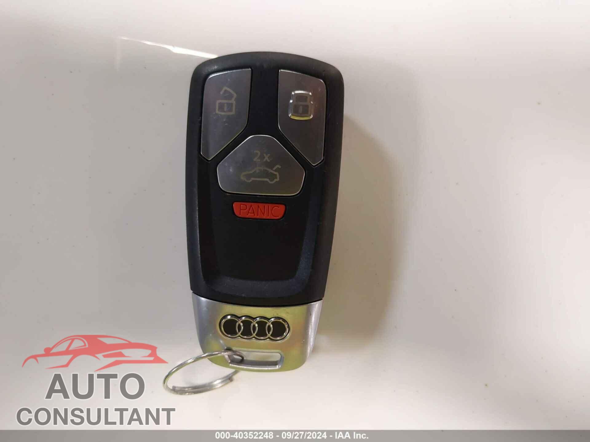AUDI A4 2021 - WAUDAAF44MN005142