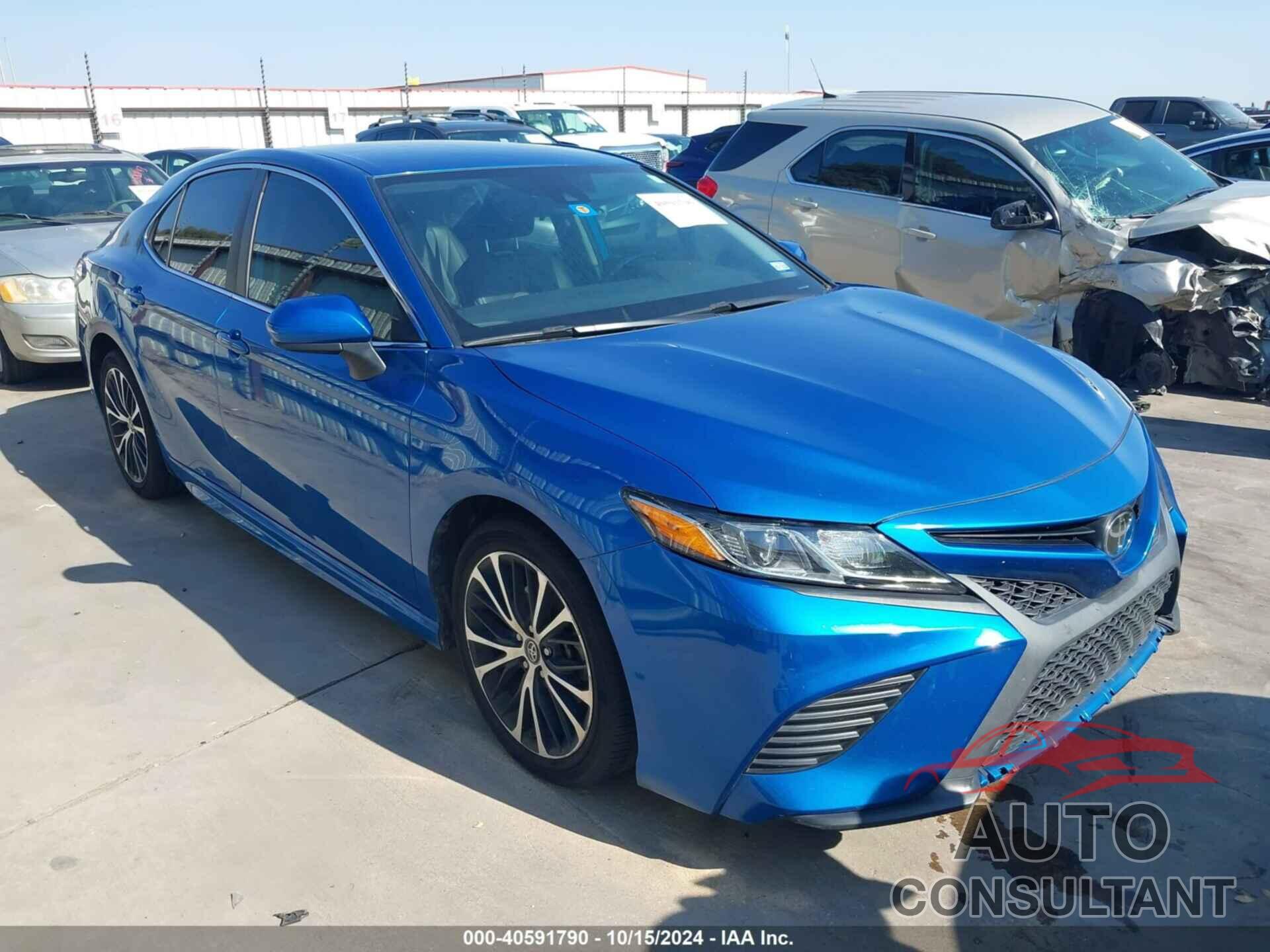 TOYOTA CAMRY 2019 - 4T1B11HK2KU190408