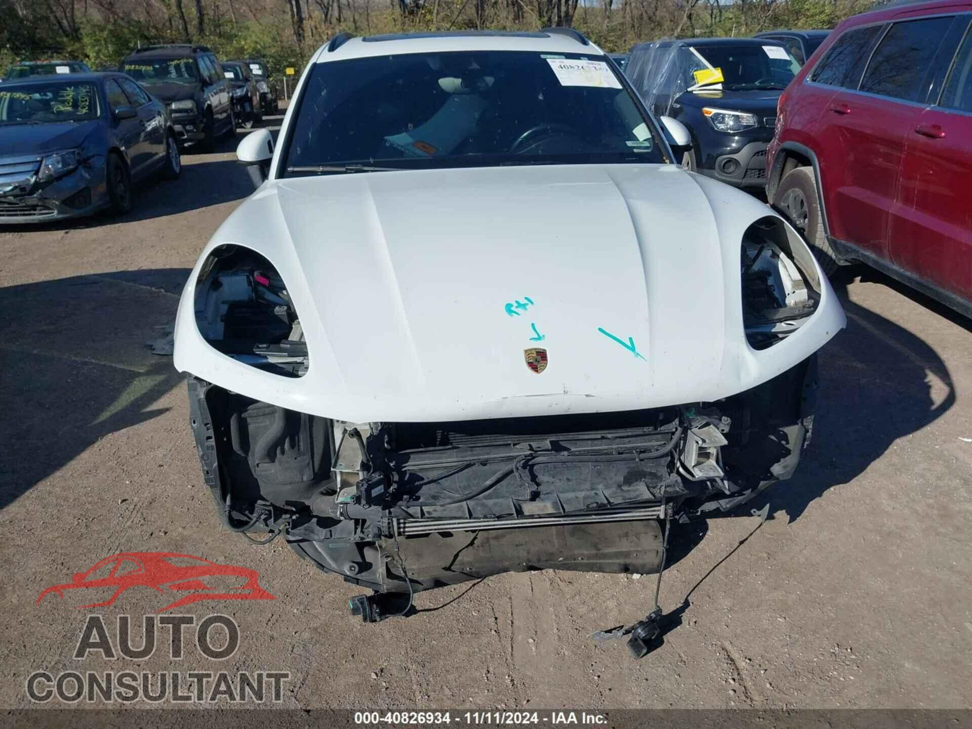 PORSCHE MACAN 2018 - WP1AA2A51JLB22940