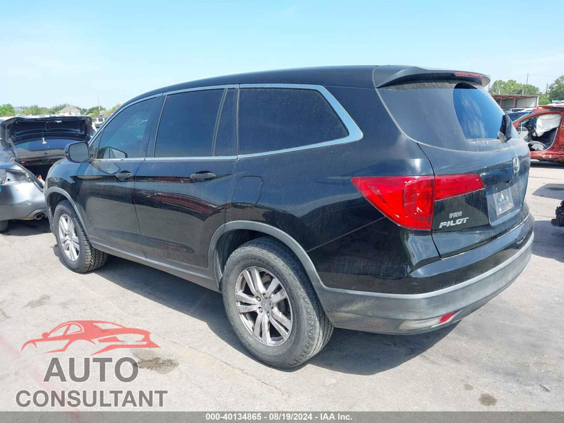 HONDA PILOT 2017 - 5FNYF5H19HB017419
