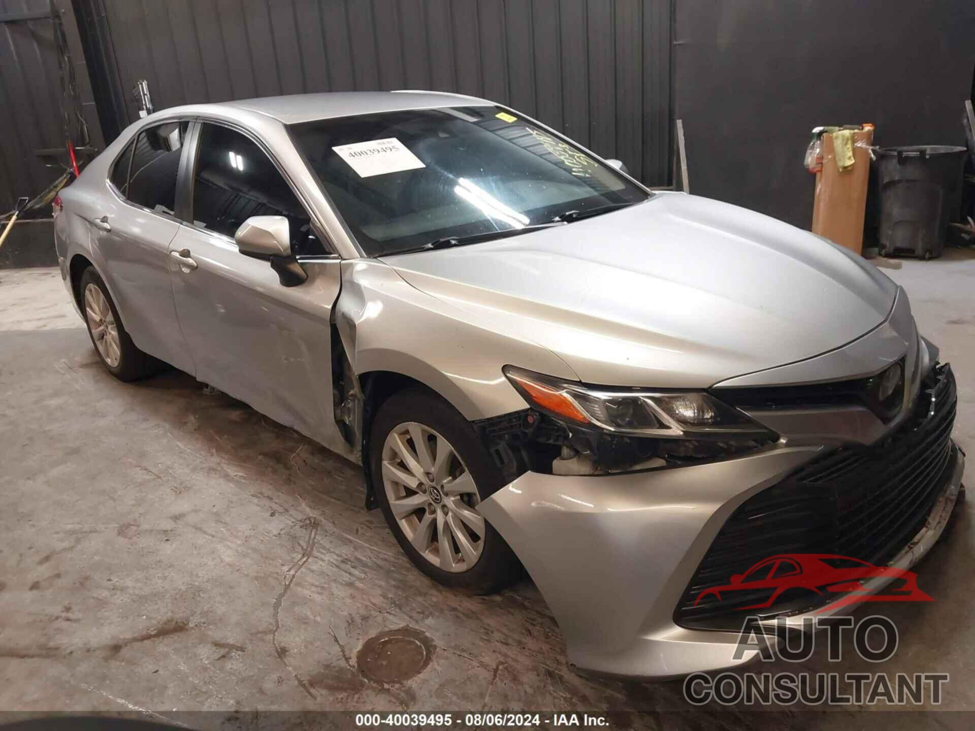 TOYOTA CAMRY 2018 - JTNB11HK4J3015663