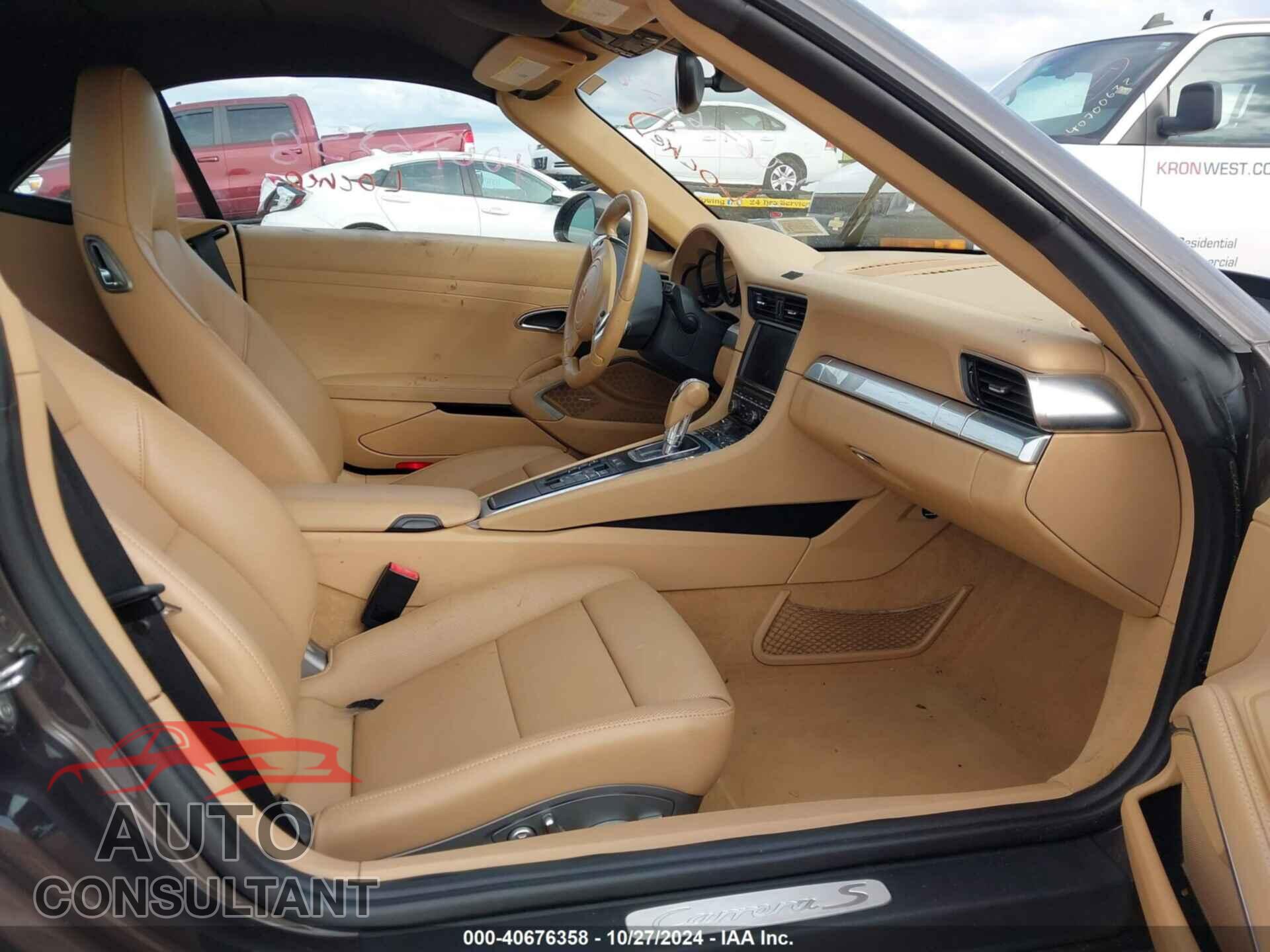 PORSCHE 911 2014 - WP0CB2A93ES154083