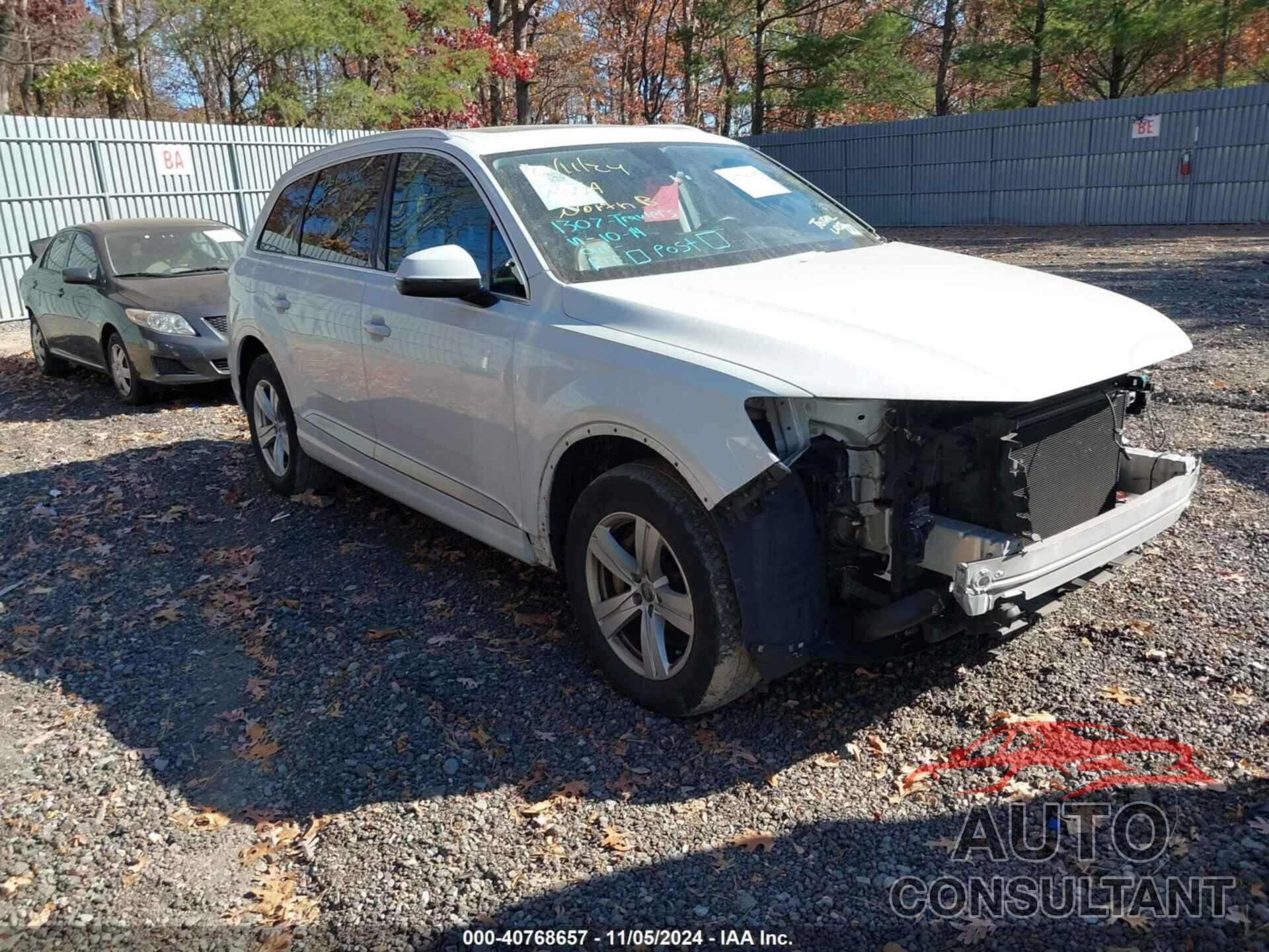 AUDI Q7 2019 - WA1LHAF79KD025579