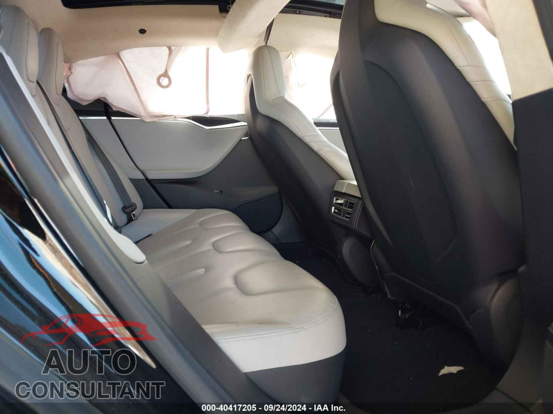 TESLA MODEL S 2016 - 5YJSA1E10GF151378
