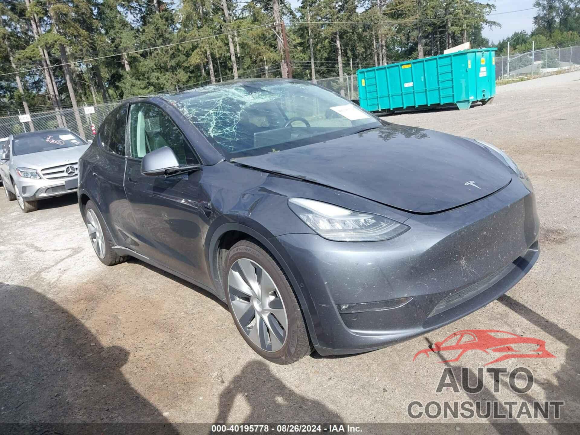 TESLA MODEL Y 2021 - 5YJYGDEE7MF174391