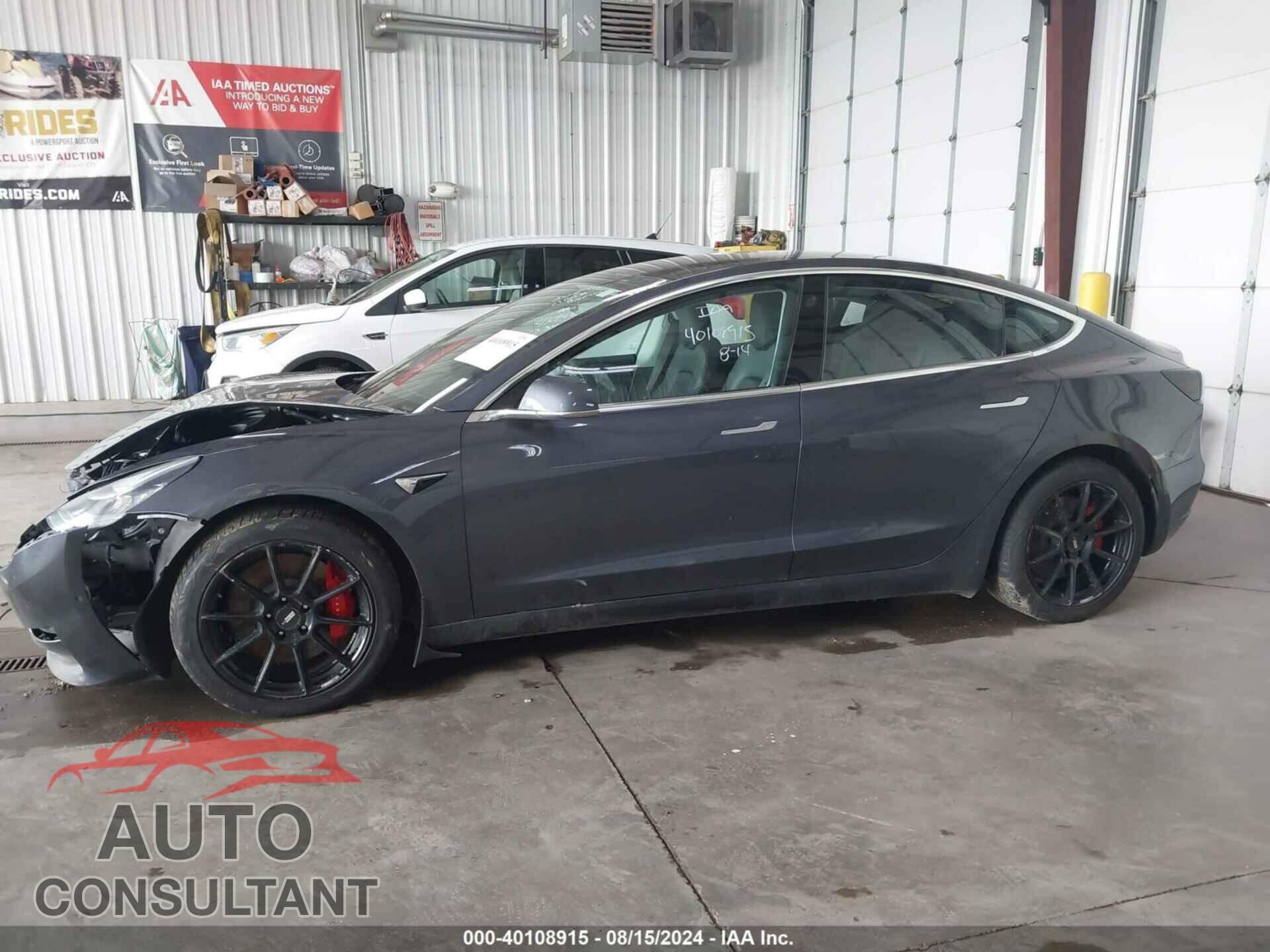 TESLA MODEL 3 2018 - 5YJ3E1EB3JF083148