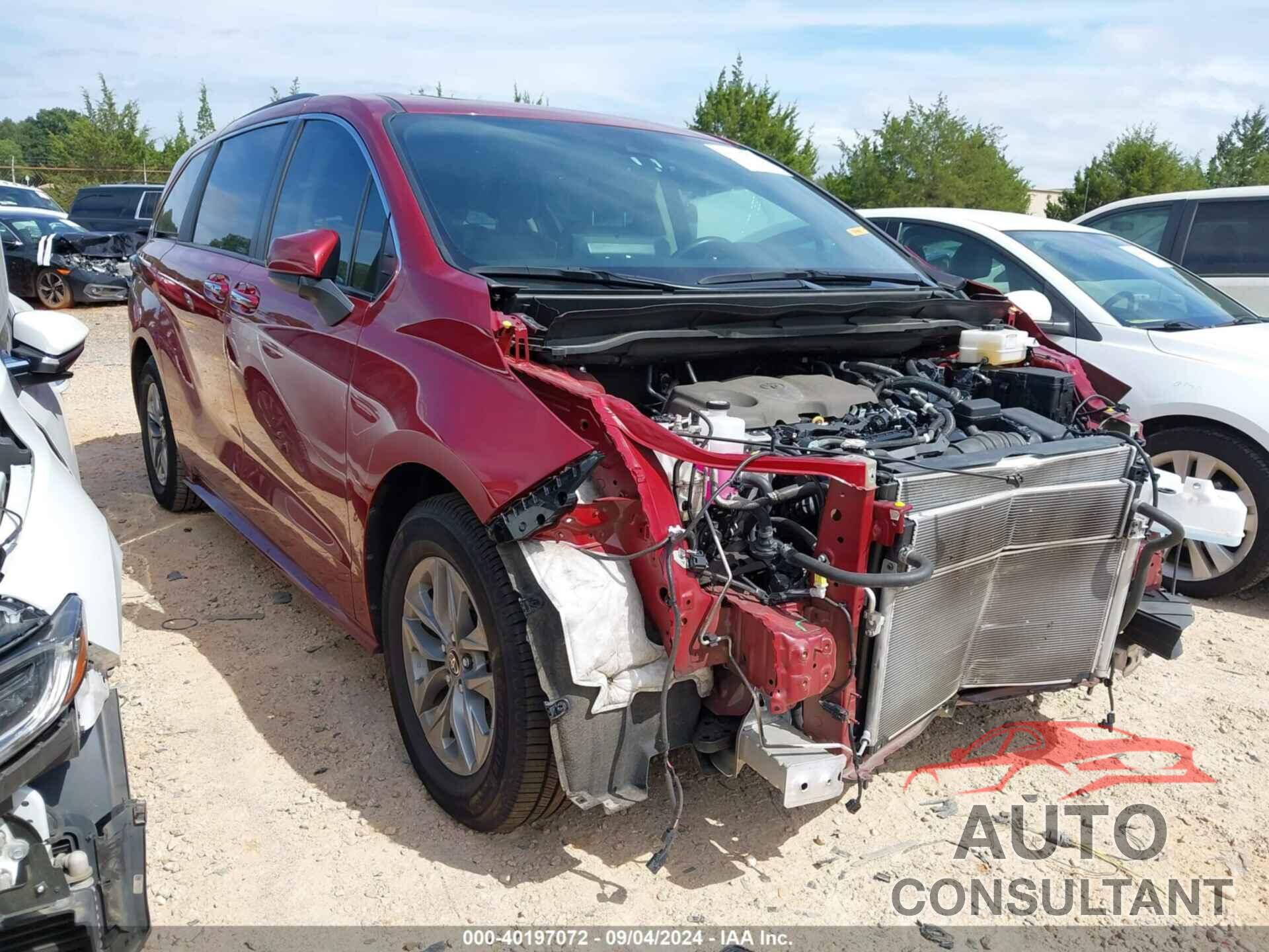 TOYOTA SIENNA 2022 - 5TDJRKEC0NS114707