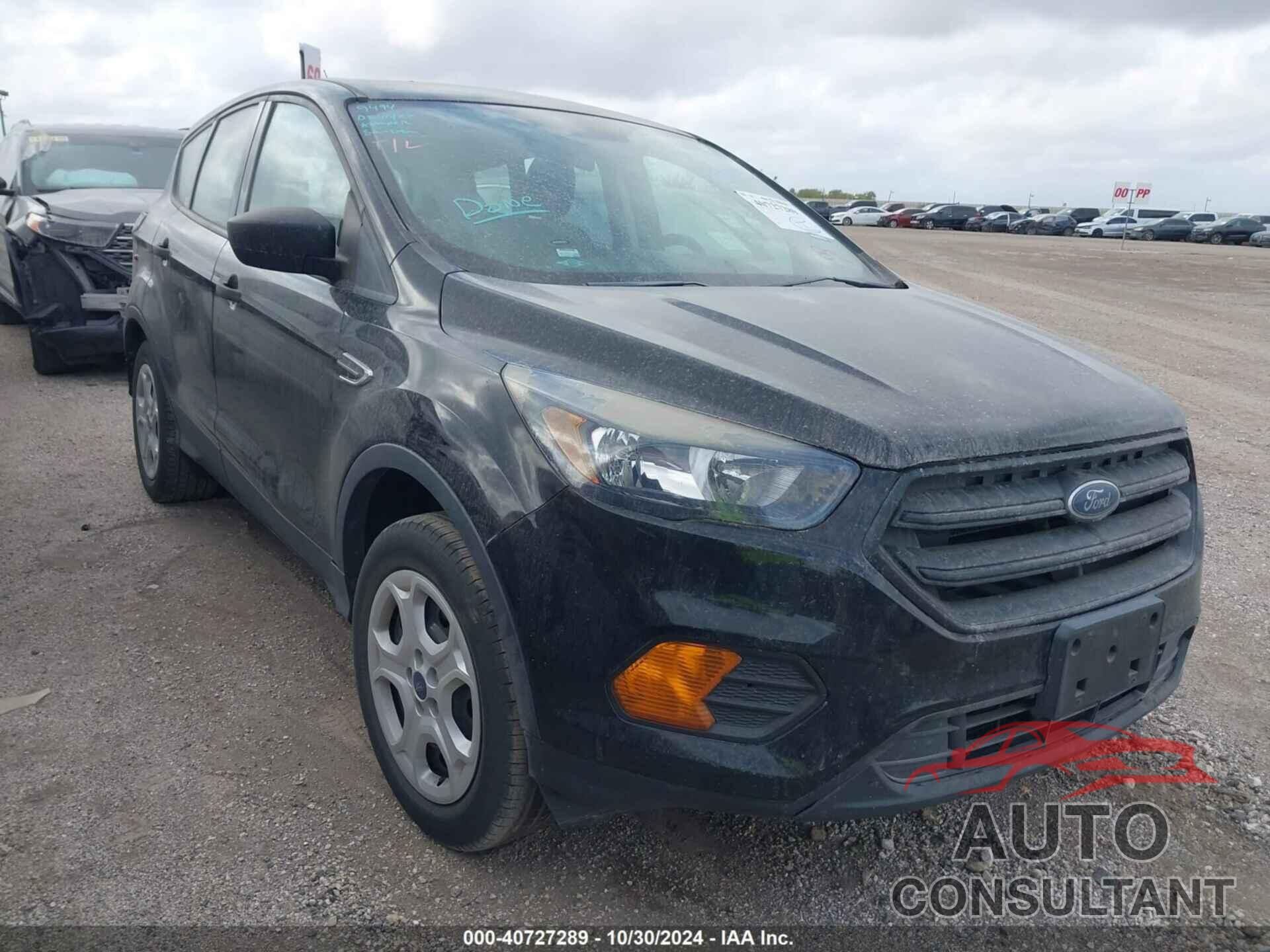 FORD ESCAPE 2018 - 1FMCU0F70JUC75315