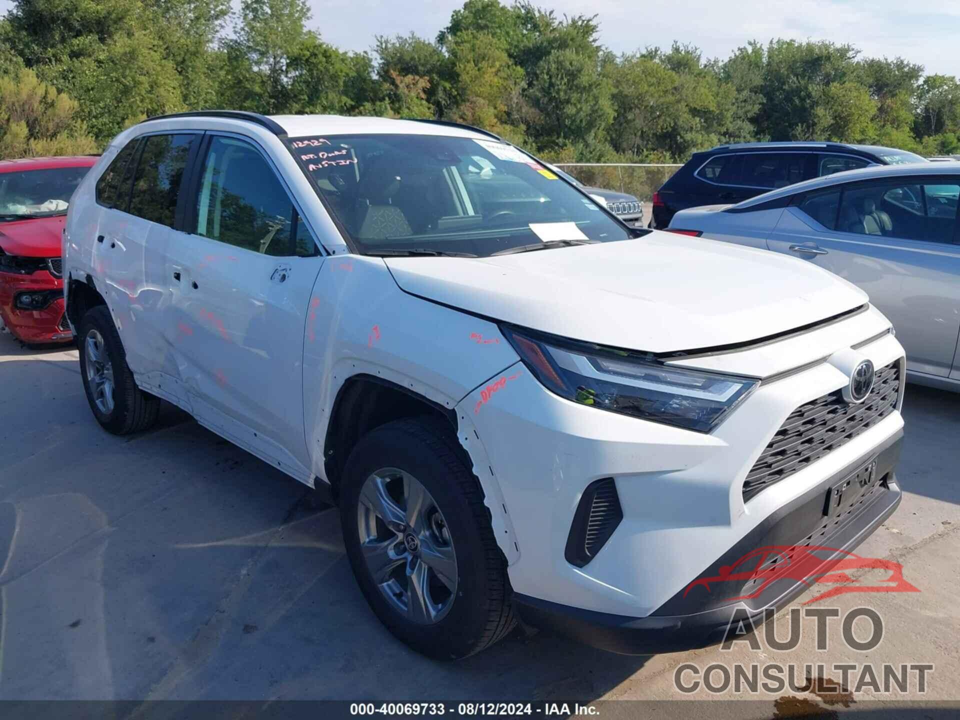 TOYOTA RAV4 2024 - 2T3W1RFV1RC266765