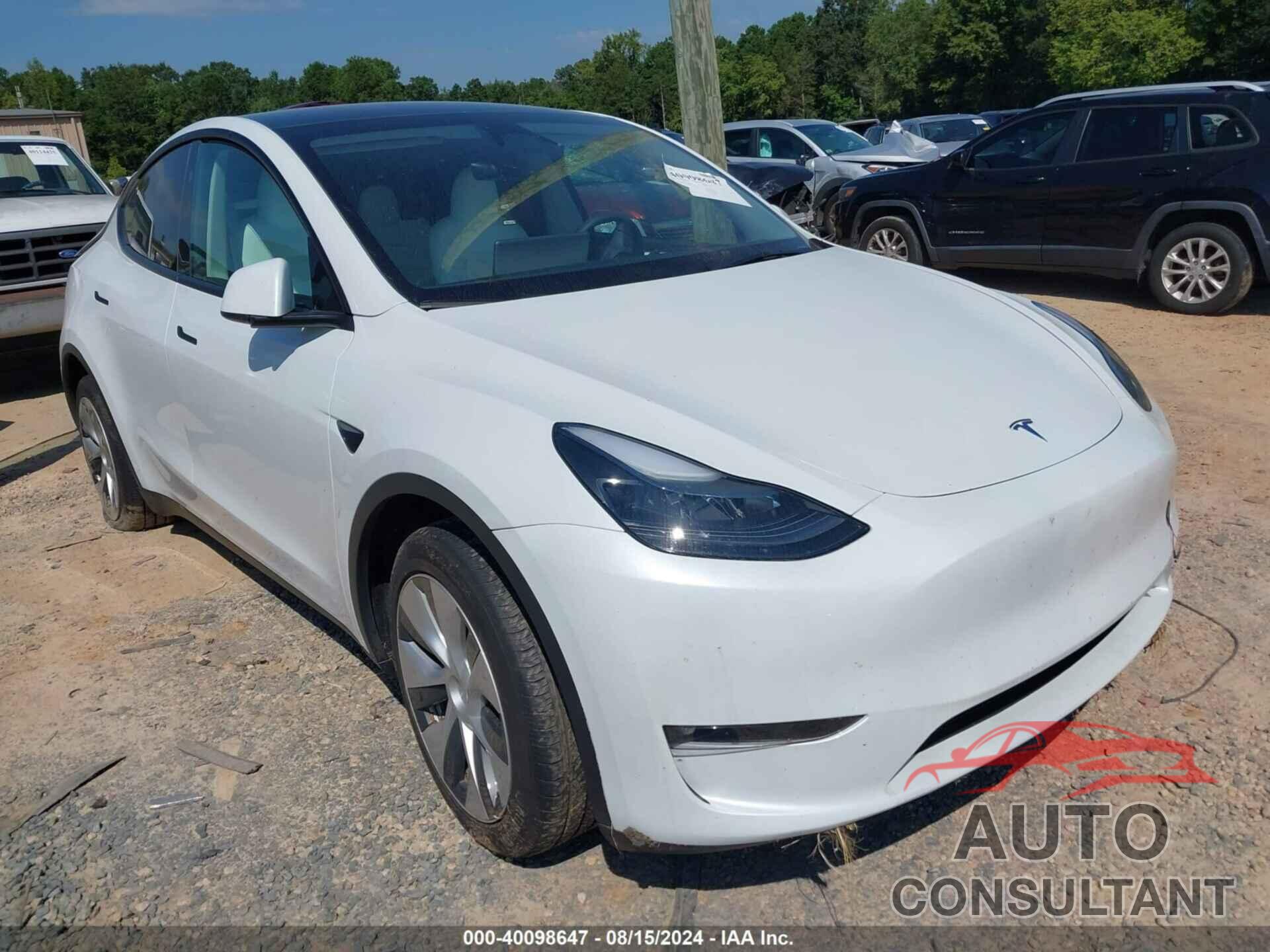 TESLA MODEL Y 2023 - 7SAYGDEE9PF798846