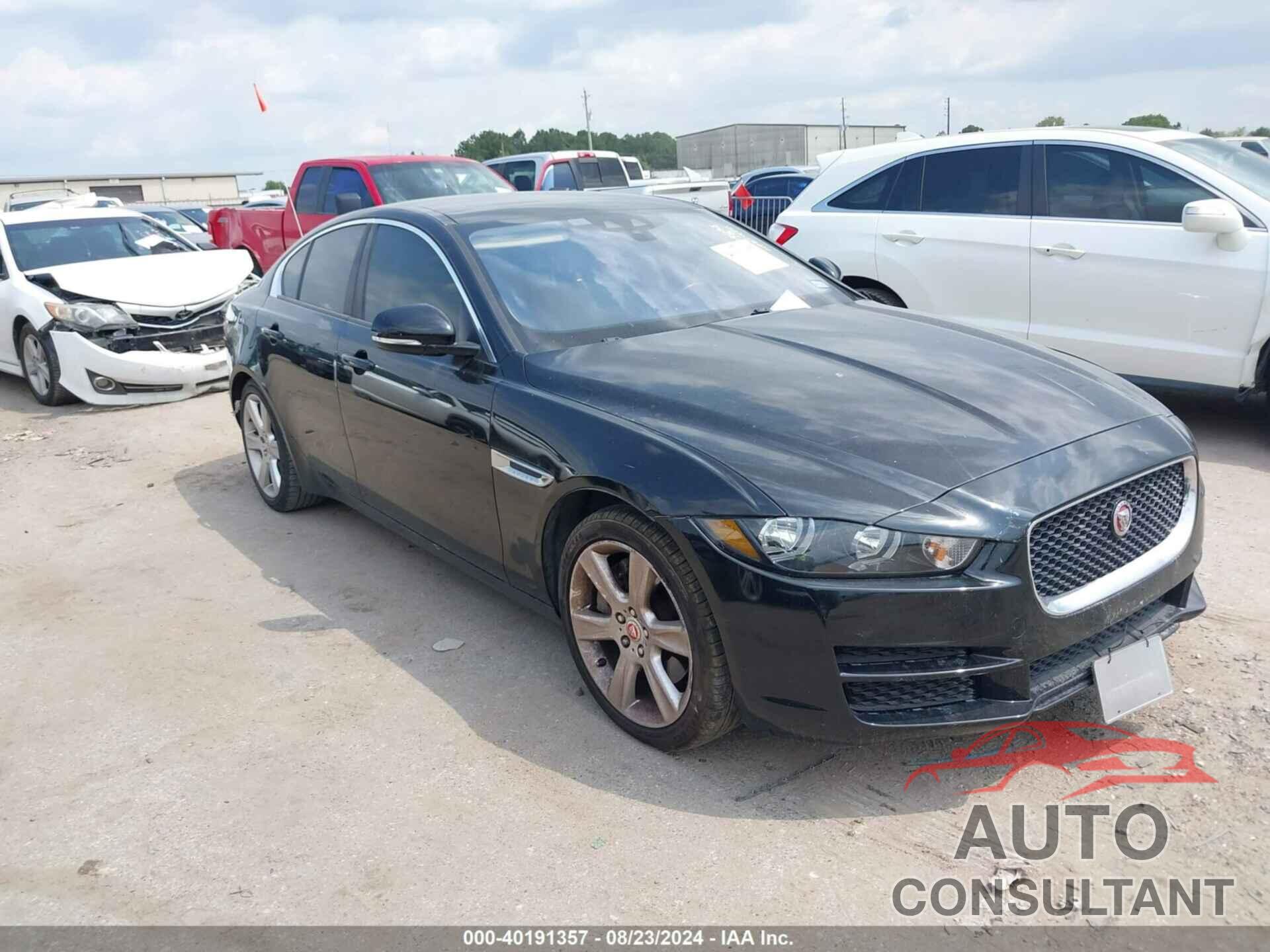 JAGUAR XE 2017 - SAJAR4BG2HA951786