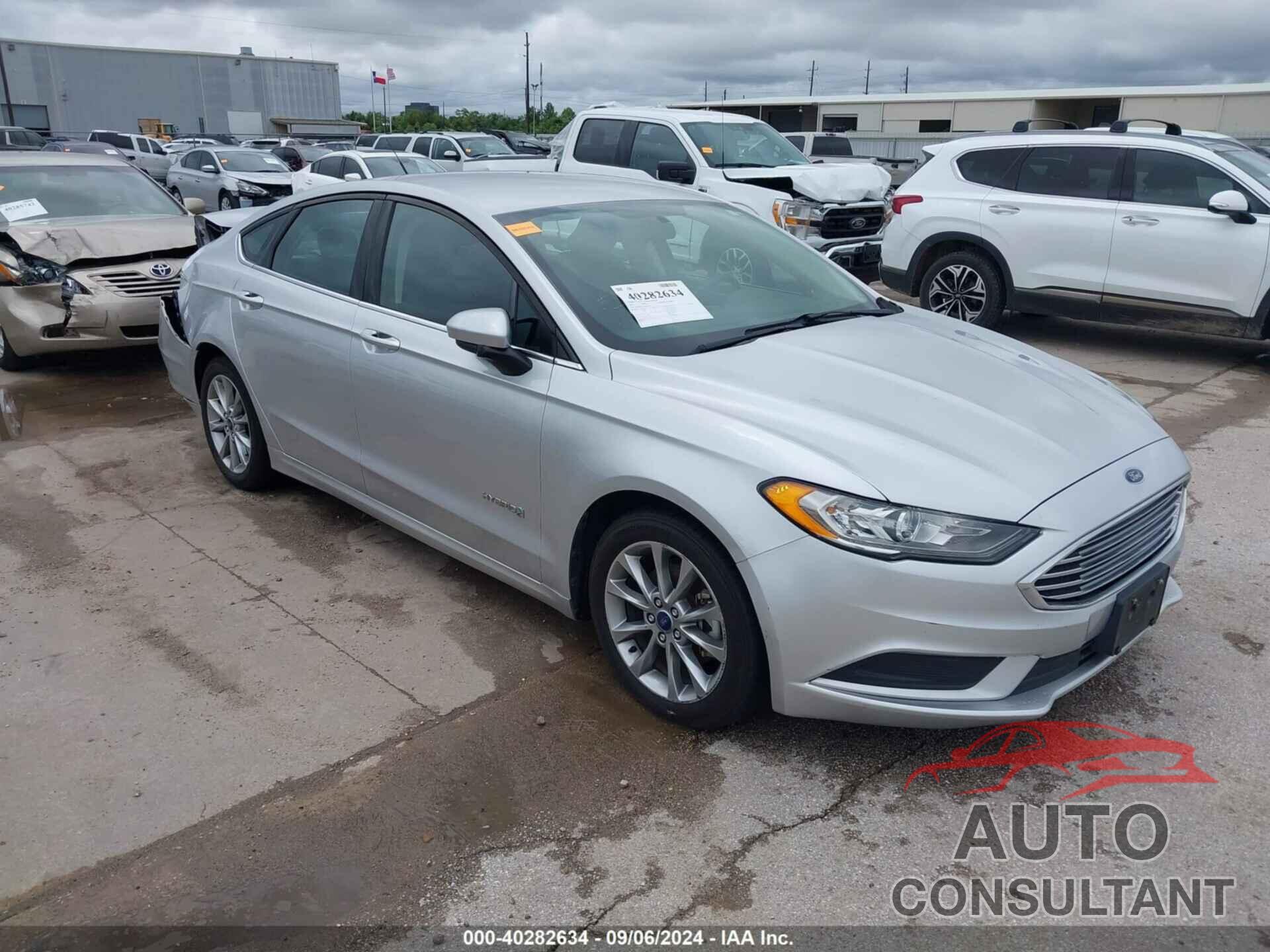 FORD FUSION HYBRID 2017 - 3FA6P0LU6HR416141
