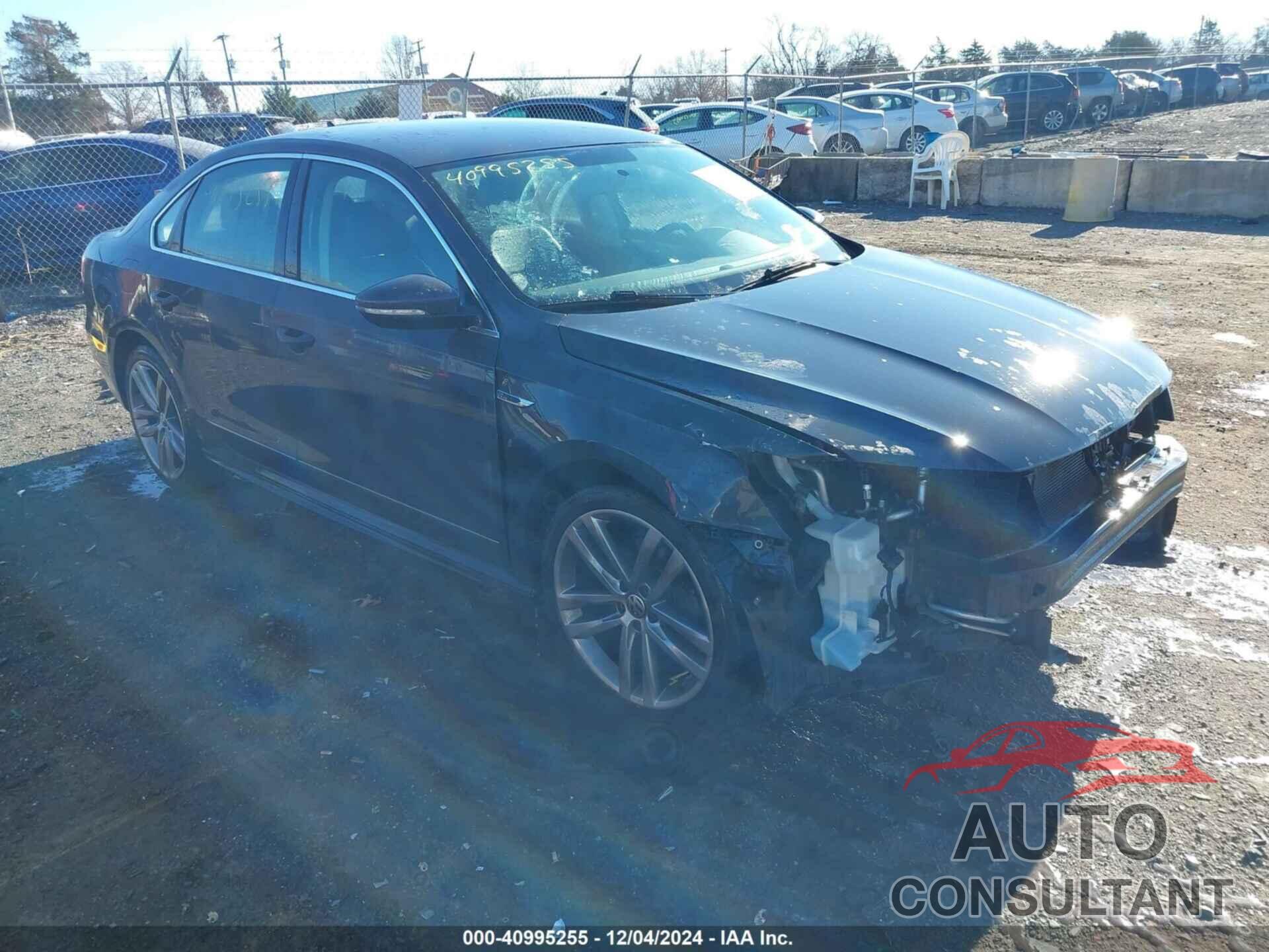 VOLKSWAGEN PASSAT 2017 - 1VWDT7A33HC071940