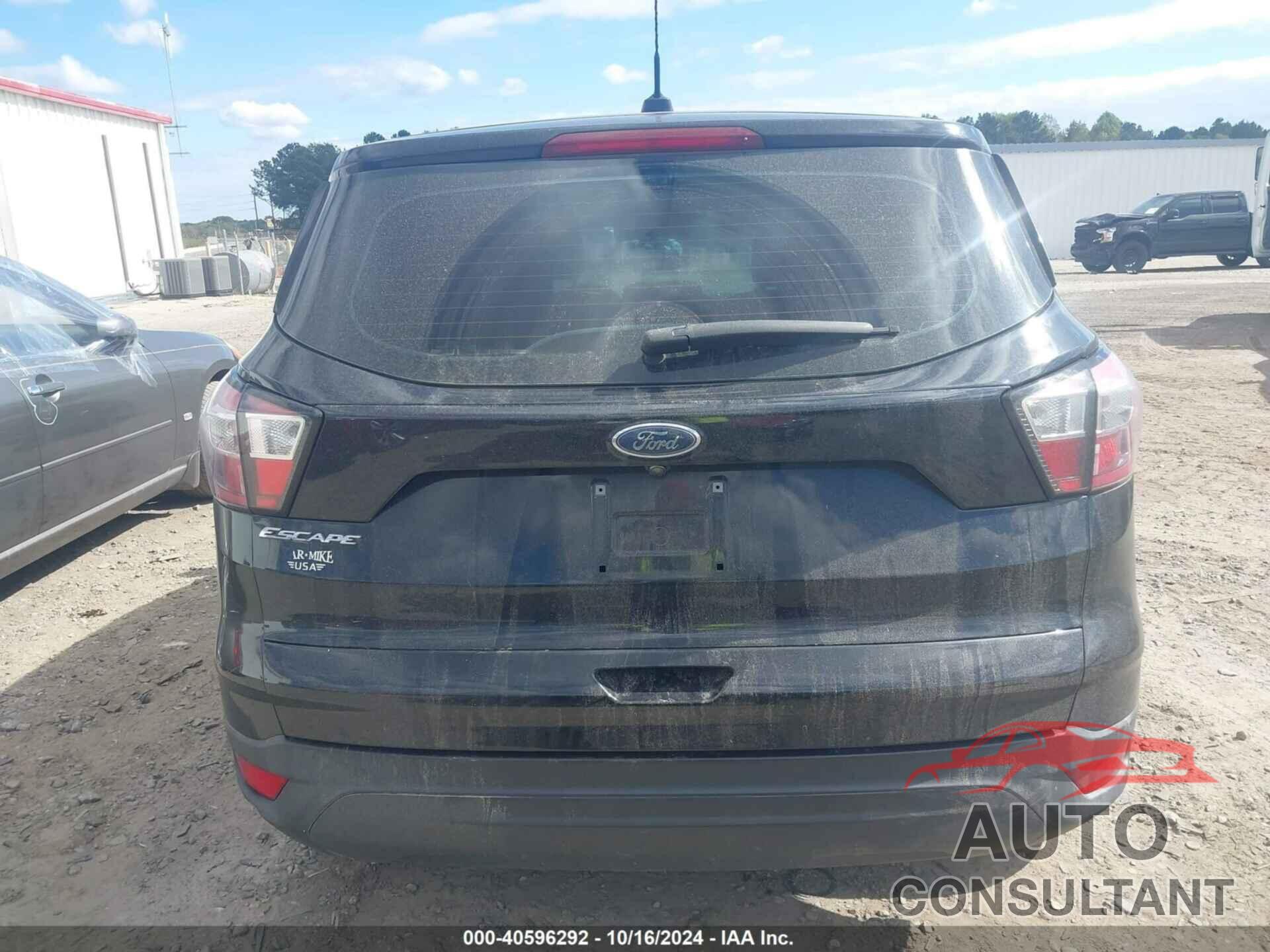 FORD ESCAPE 2018 - 1FMCU0F77JUA54861