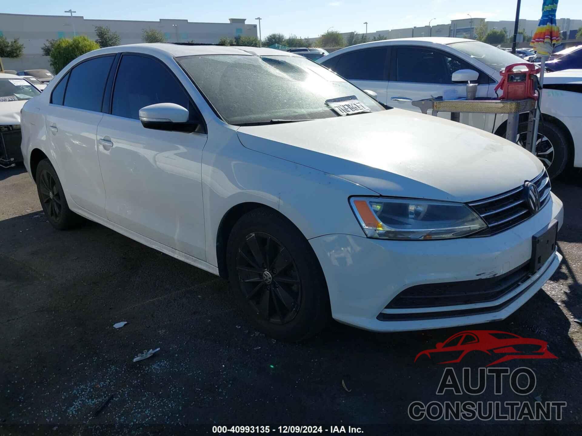 VOLKSWAGEN JETTA 2015 - 3VWD17AJ8FM335041