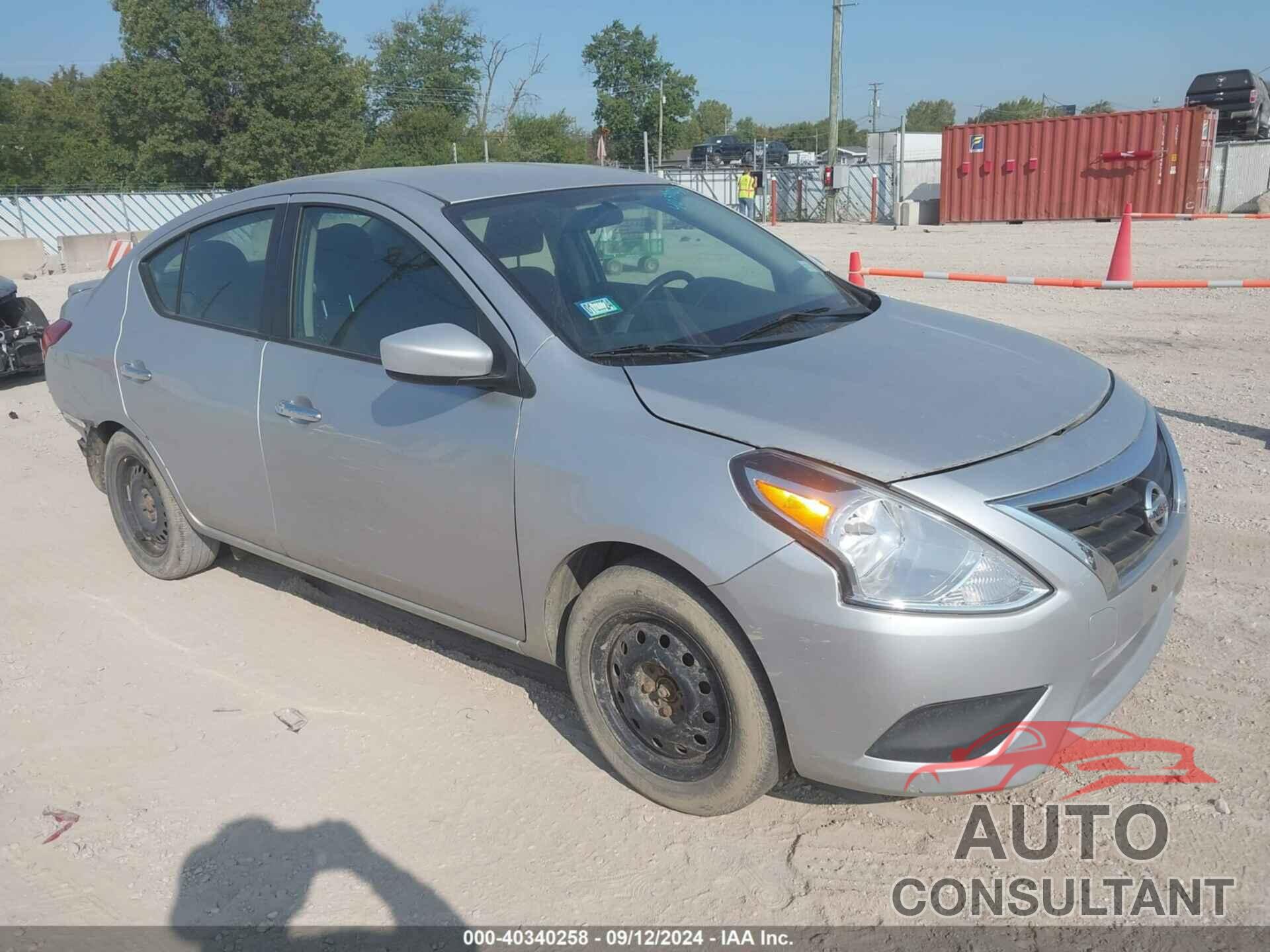 NISSAN VERSA 2017 - 3N1CN7AP5HL864773