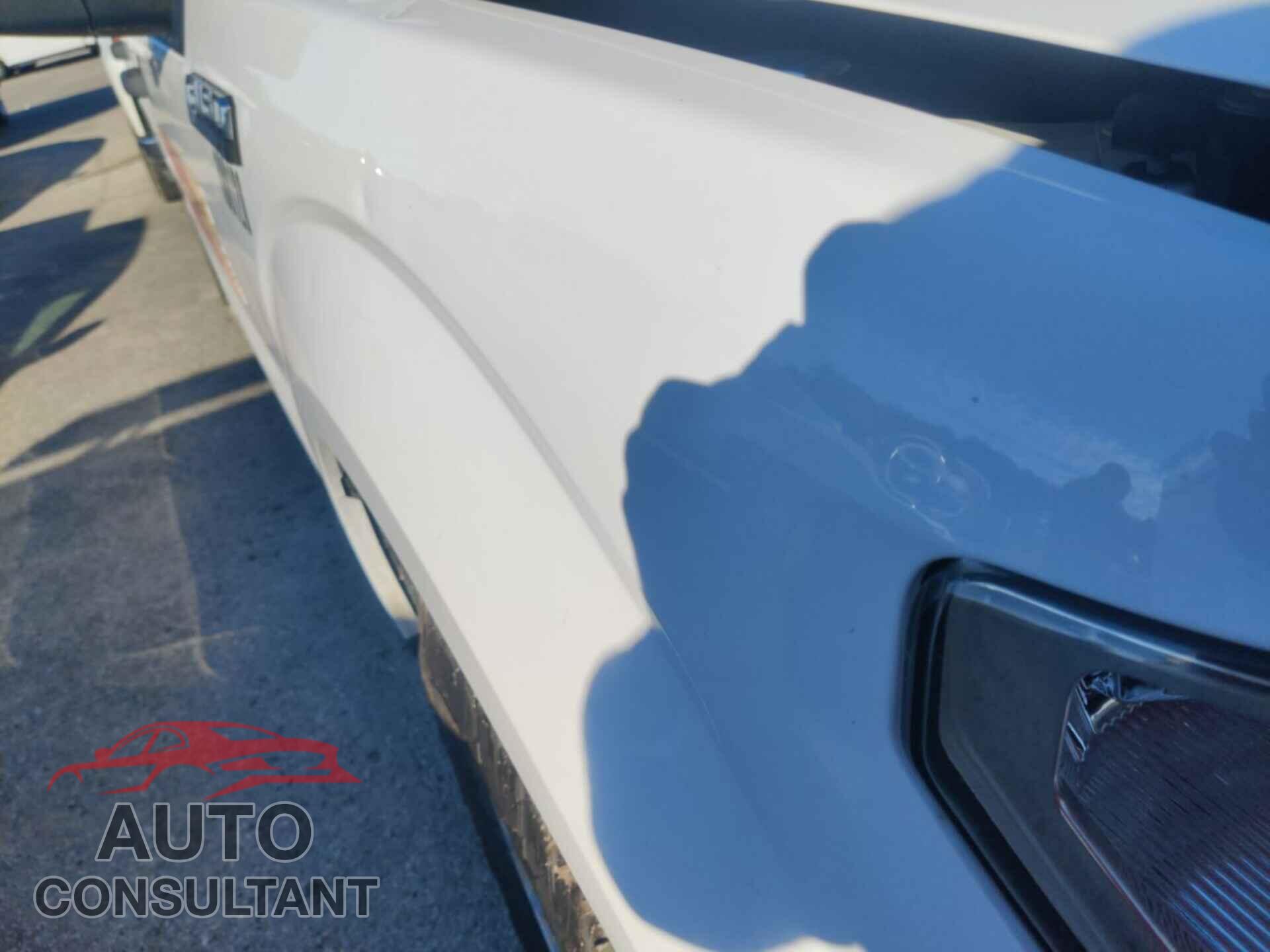 FORD F-150 2018 - 1FTFW1E51JKE03378