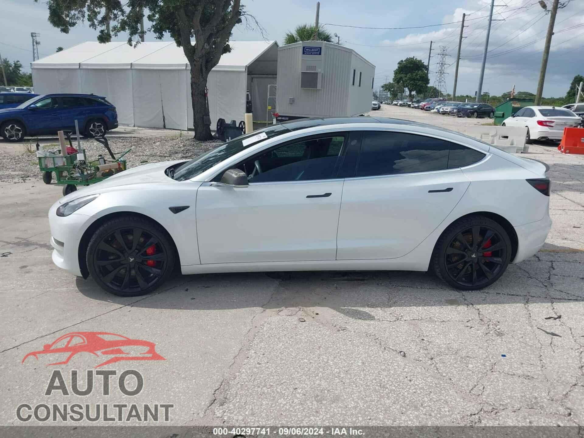TESLA MODEL 3 2020 - 5YJ3E1EC0LF603205