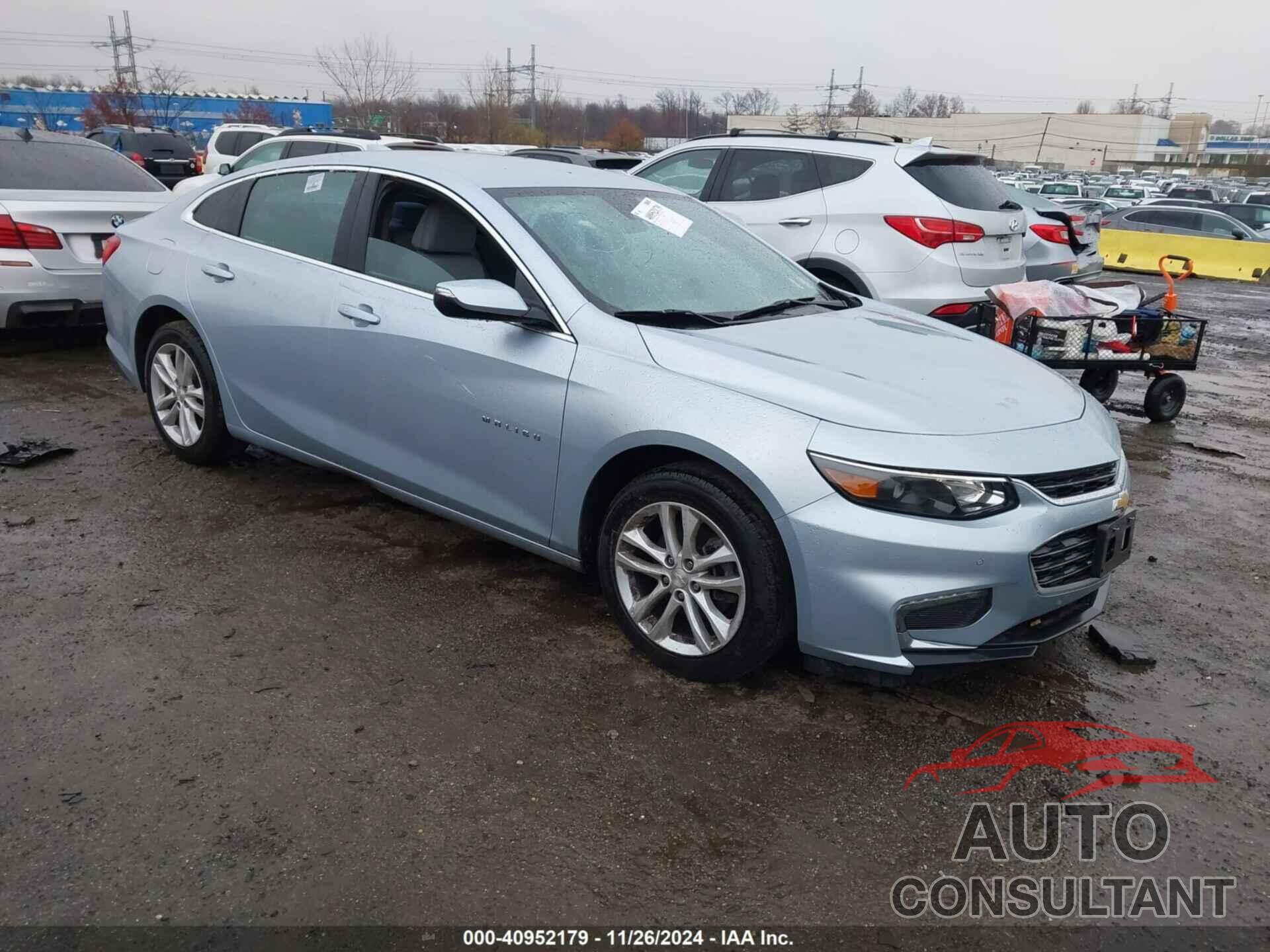 CHEVROLET MALIBU 2017 - 1G1ZE5ST7HF252892