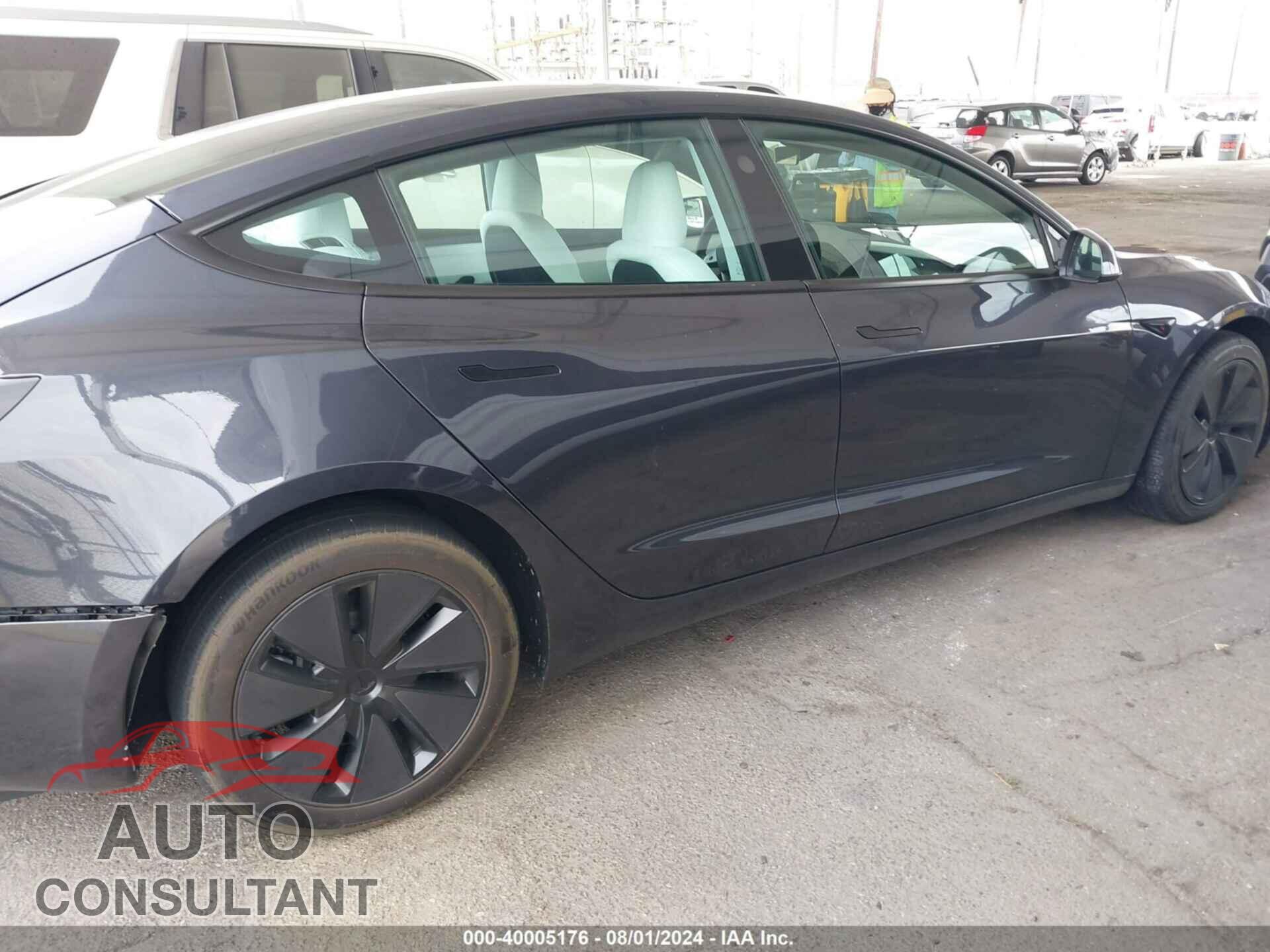 TESLA MODEL 3 2024 - 5YJ3E1EB9RF792100