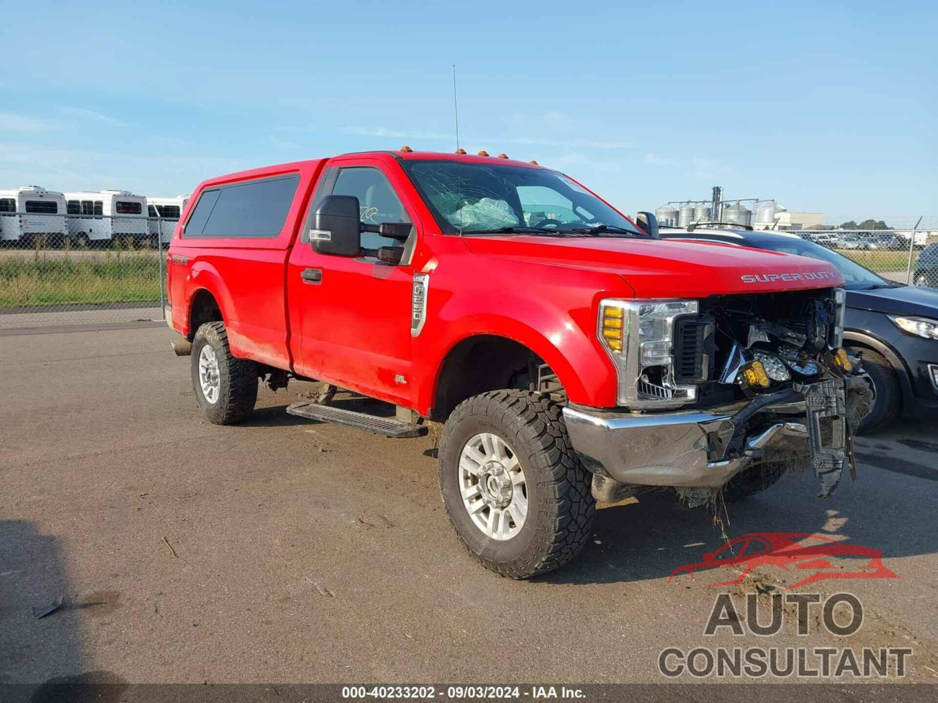 FORD F-250 2018 - 1FTBF2B63JEB17709